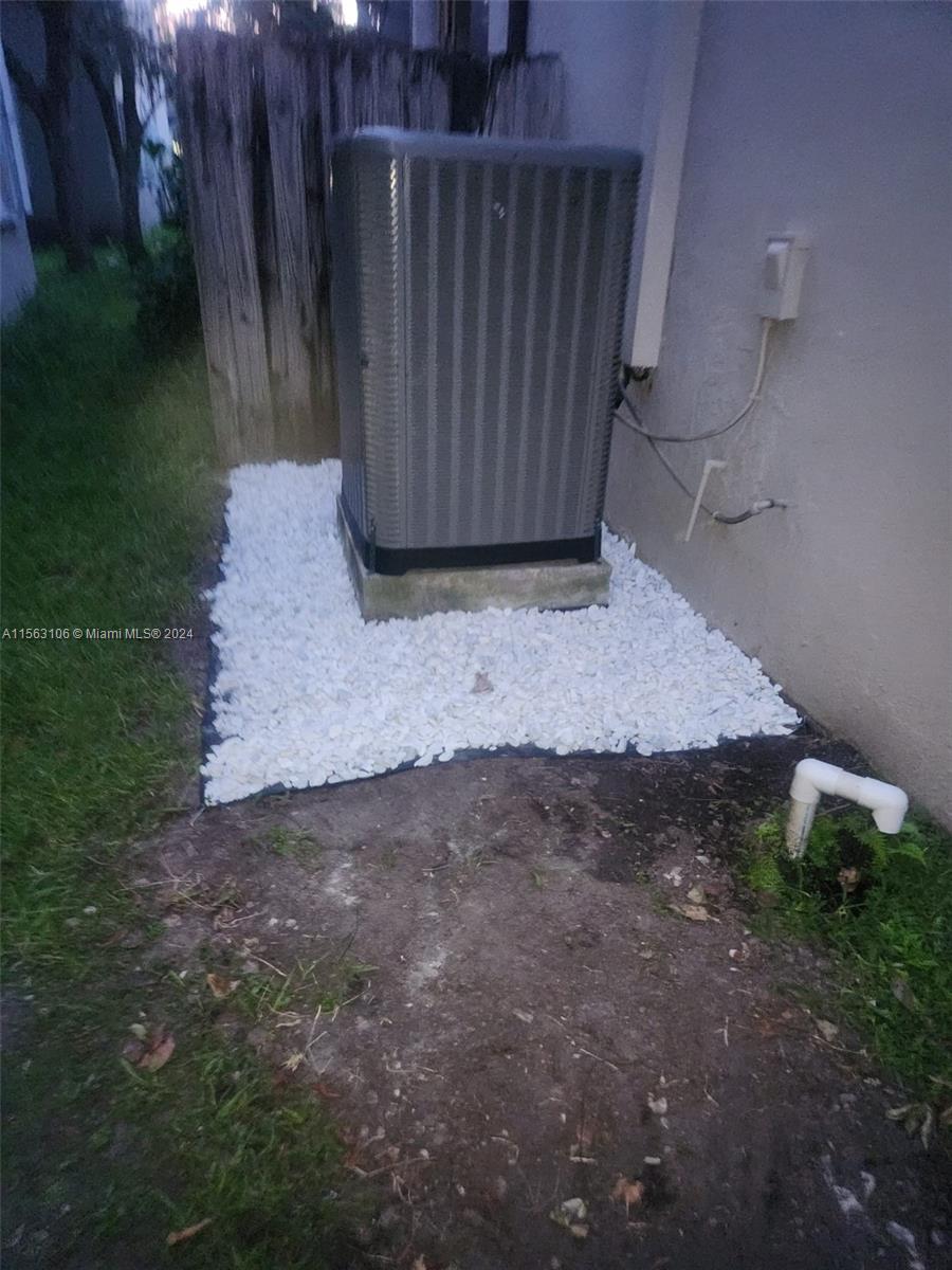 385 NE 36th Ave Rd, Homestead, Florida 33033, 4 Bedrooms Bedrooms, ,2 BathroomsBathrooms,Residential,For Sale,385 NE 36th Ave Rd,A11563106