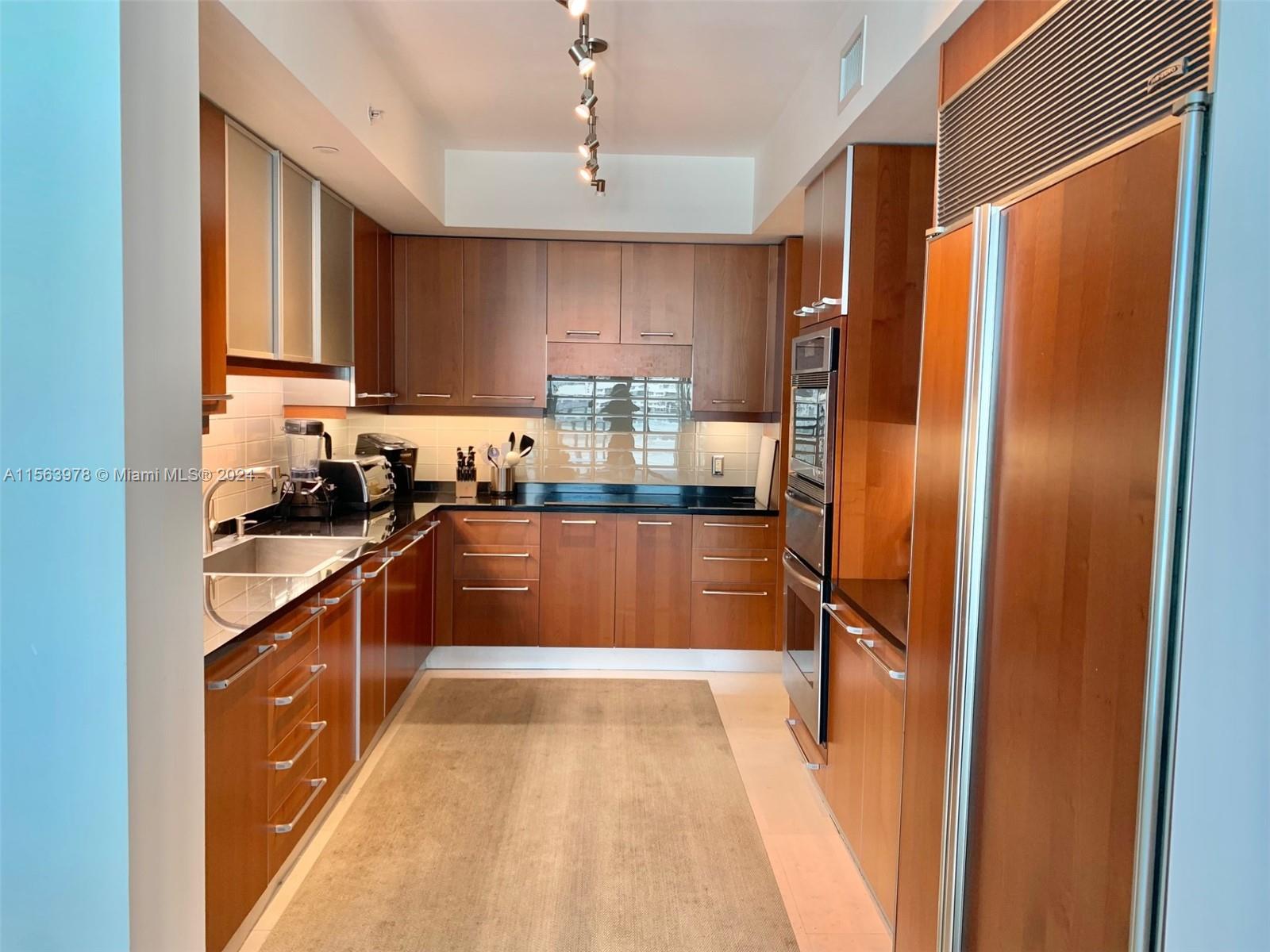 3101 S Ocean Dr 1701, Hollywood, Florida 33019, 3 Bedrooms Bedrooms, ,3 BathroomsBathrooms,Residentiallease,For Rent,3101 S Ocean Dr 1701,A11563978