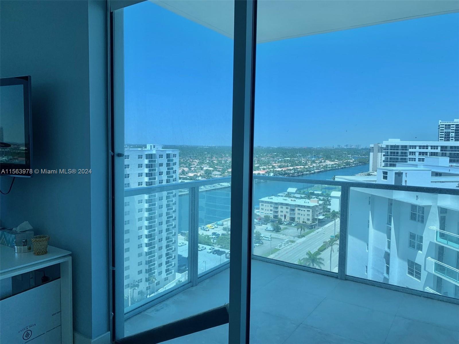 3101 S Ocean Dr 1701, Hollywood, Florida 33019, 3 Bedrooms Bedrooms, ,3 BathroomsBathrooms,Residentiallease,For Rent,3101 S Ocean Dr 1701,A11563978