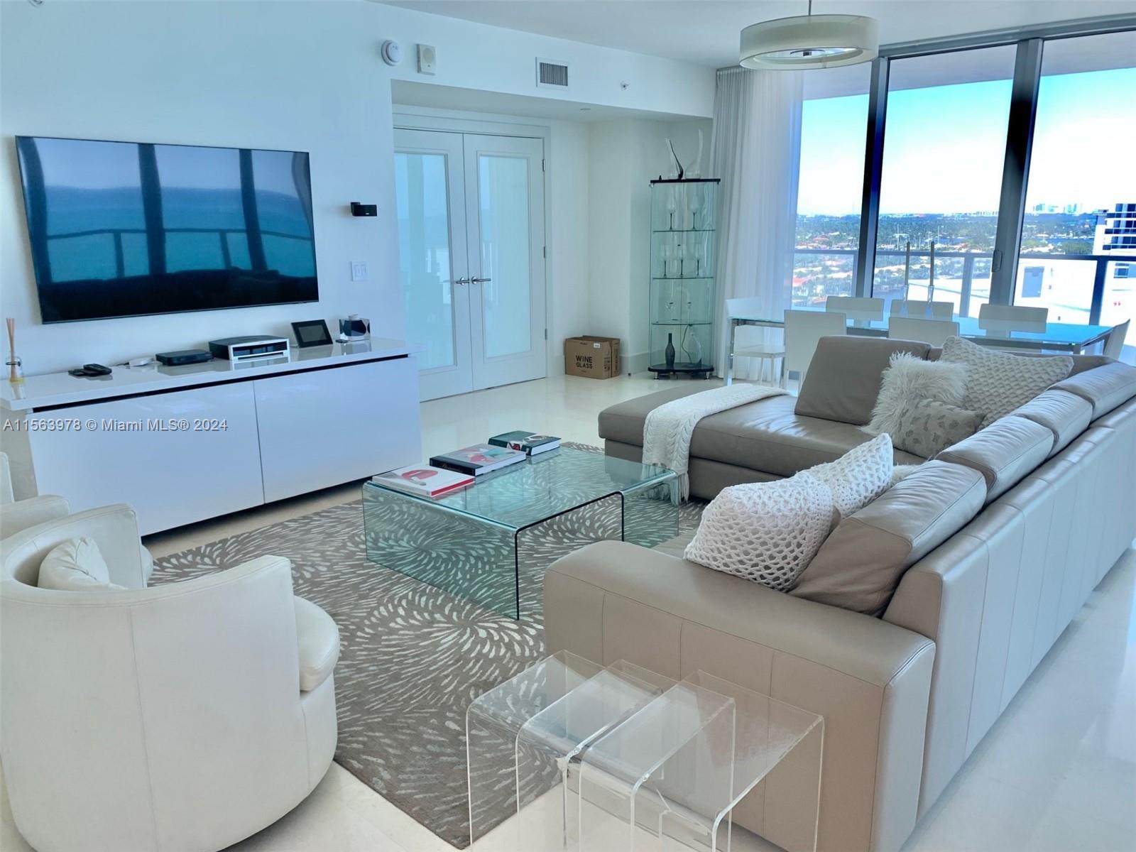 3101 S Ocean Dr 1701, Hollywood, Florida 33019, 3 Bedrooms Bedrooms, ,3 BathroomsBathrooms,Residentiallease,For Rent,3101 S Ocean Dr 1701,A11563978