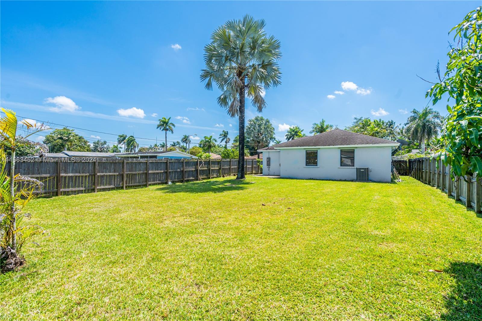 337 NW 14th St, Homestead, Florida 33030, 3 Bedrooms Bedrooms, ,2 BathroomsBathrooms,Residential,For Sale,337 NW 14th St,A11563452