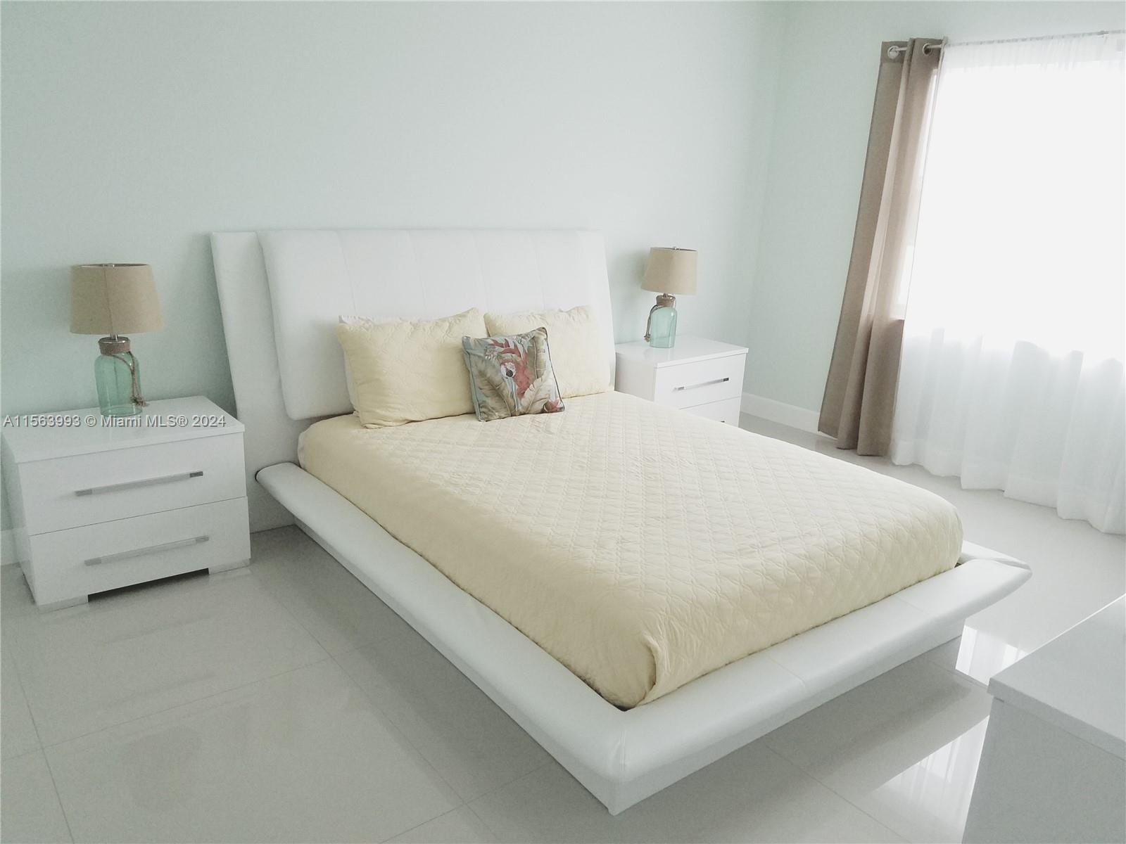 401 Golden Isles Dr 1108, Hallandale Beach, Florida 33009, 2 Bedrooms Bedrooms, ,2 BathroomsBathrooms,Residentiallease,For Rent,401 Golden Isles Dr 1108,A11563993