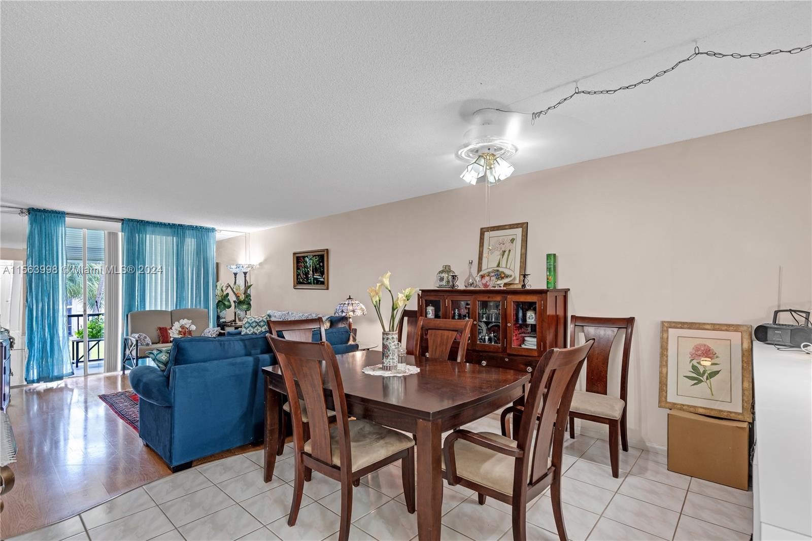 9800 N Hollybrook Lake Dr 202, Pembroke Pines, Florida 33025, 2 Bedrooms Bedrooms, ,2 BathroomsBathrooms,Residential,For Sale,9800 N Hollybrook Lake Dr 202,A11563998