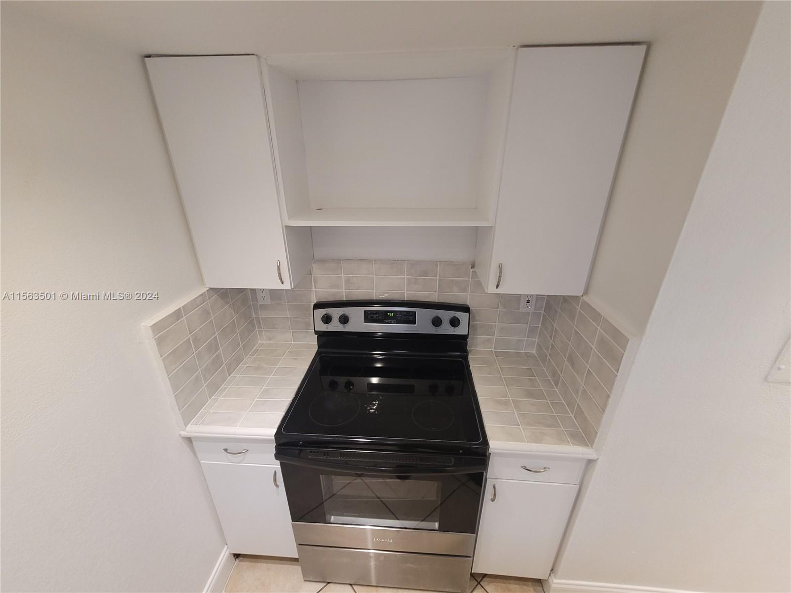 6315 SW 138th Ct 6315-1, Miami, Florida 33183, 2 Bedrooms Bedrooms, ,2 BathroomsBathrooms,Residentiallease,For Rent,6315 SW 138th Ct 6315-1,A11563501