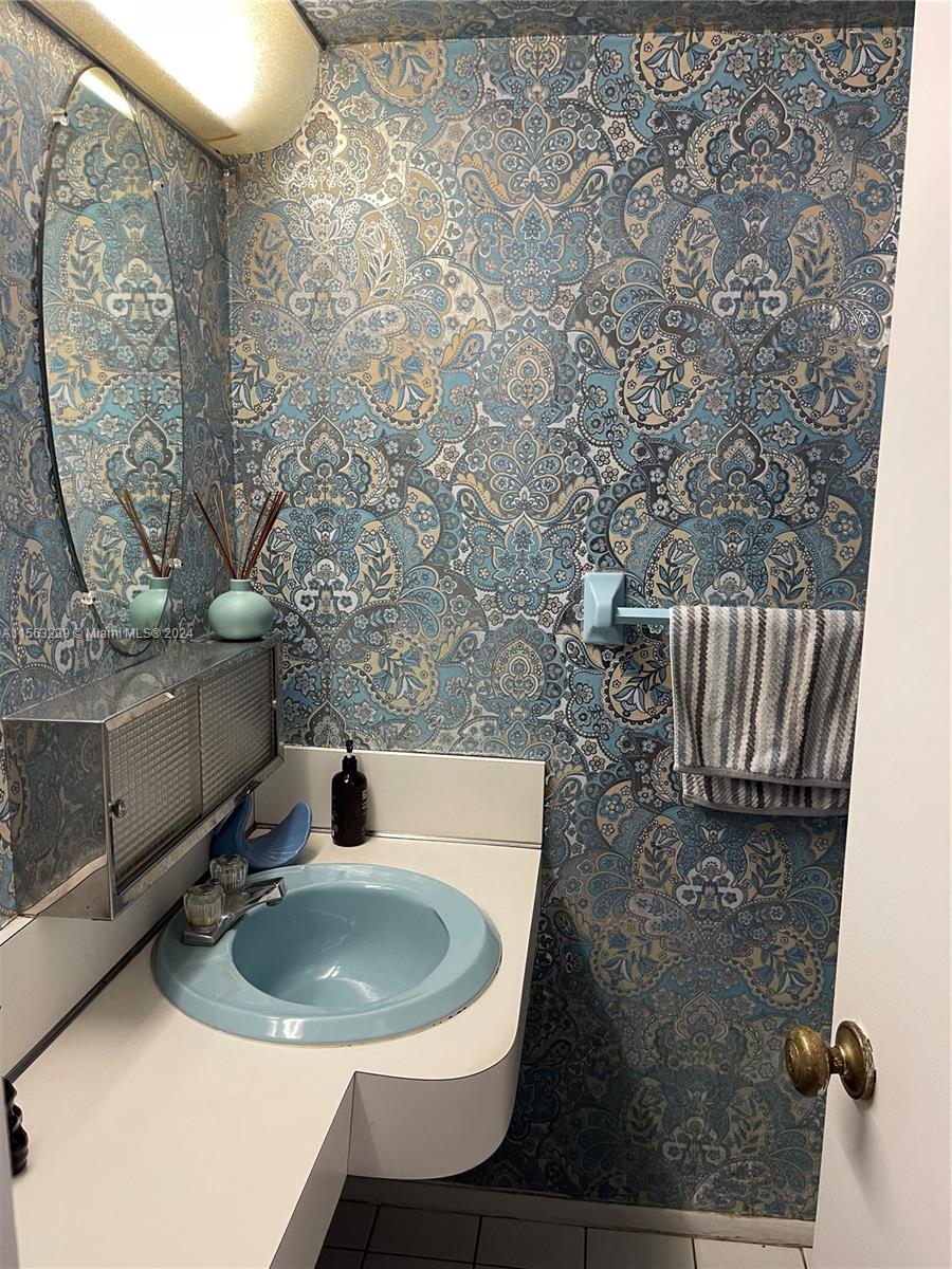 1750 NE 191st St 224-4, Miami, Florida 33179, 1 Bedroom Bedrooms, ,1 BathroomBathrooms,Residentiallease,For Rent,1750 NE 191st St 224-4,A11563239