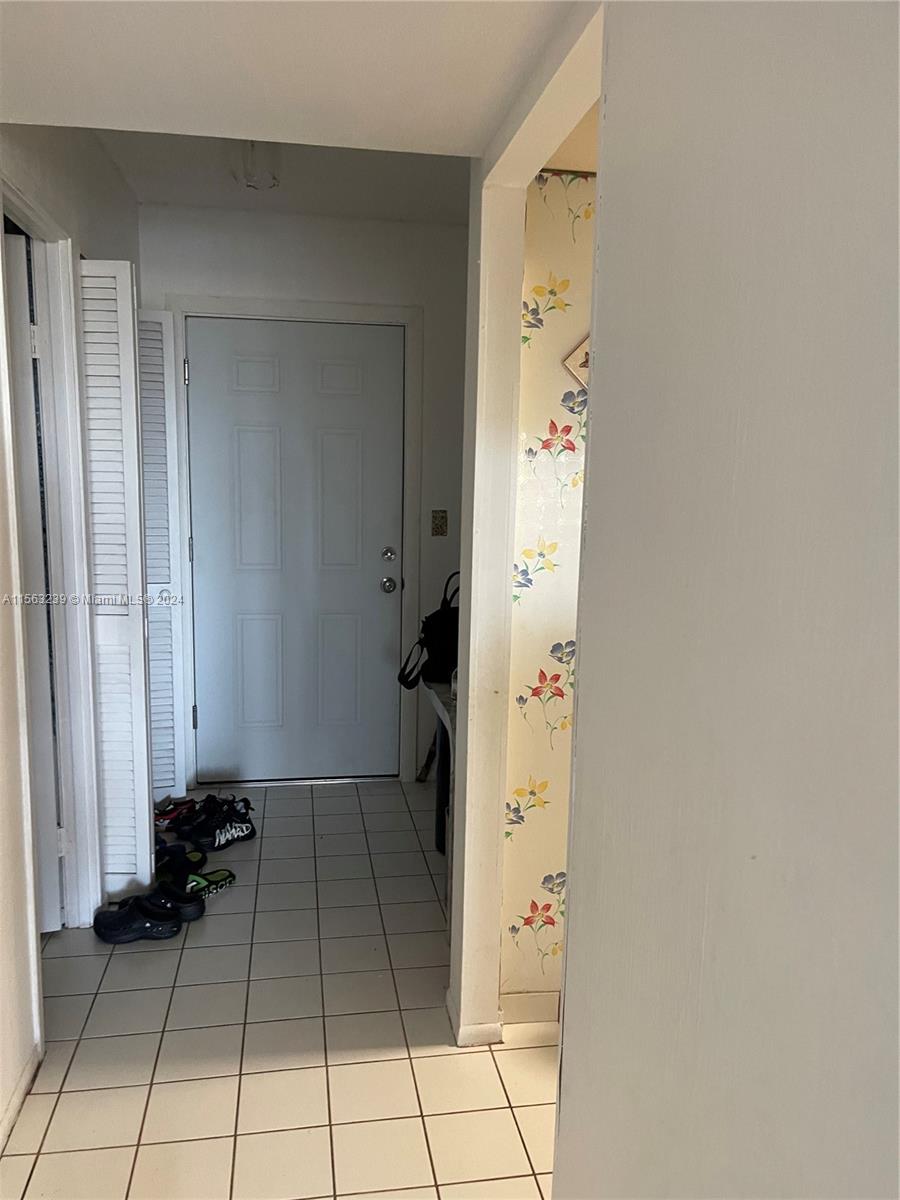 1750 NE 191st St 224-4, Miami, Florida 33179, 1 Bedroom Bedrooms, ,1 BathroomBathrooms,Residentiallease,For Rent,1750 NE 191st St 224-4,A11563239