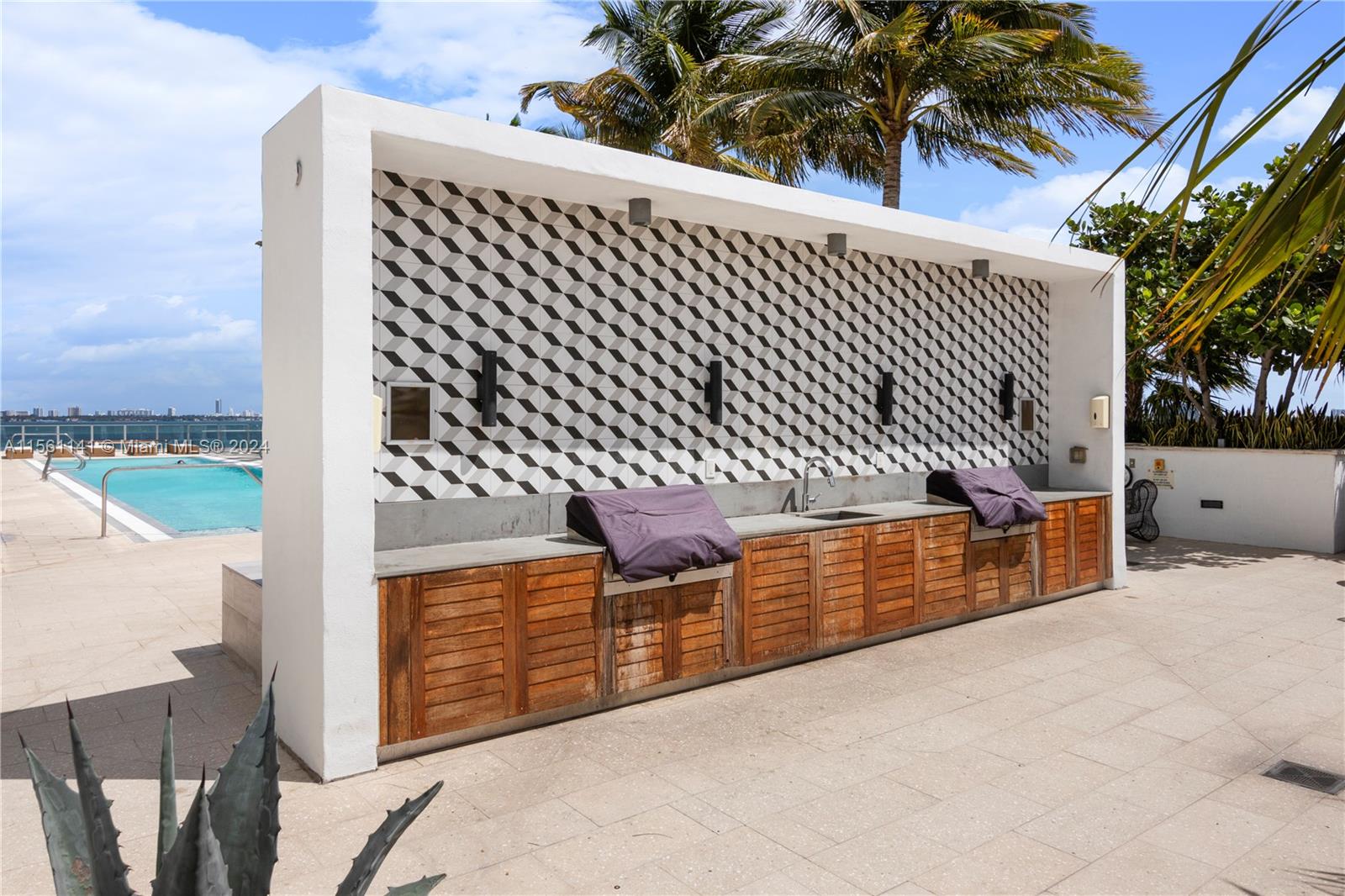 2900 NE 7th Ave 4105, Miami, Florida 33137, 2 Bedrooms Bedrooms, ,3 BathroomsBathrooms,Residentiallease,For Rent,2900 NE 7th Ave 4105,A11561141