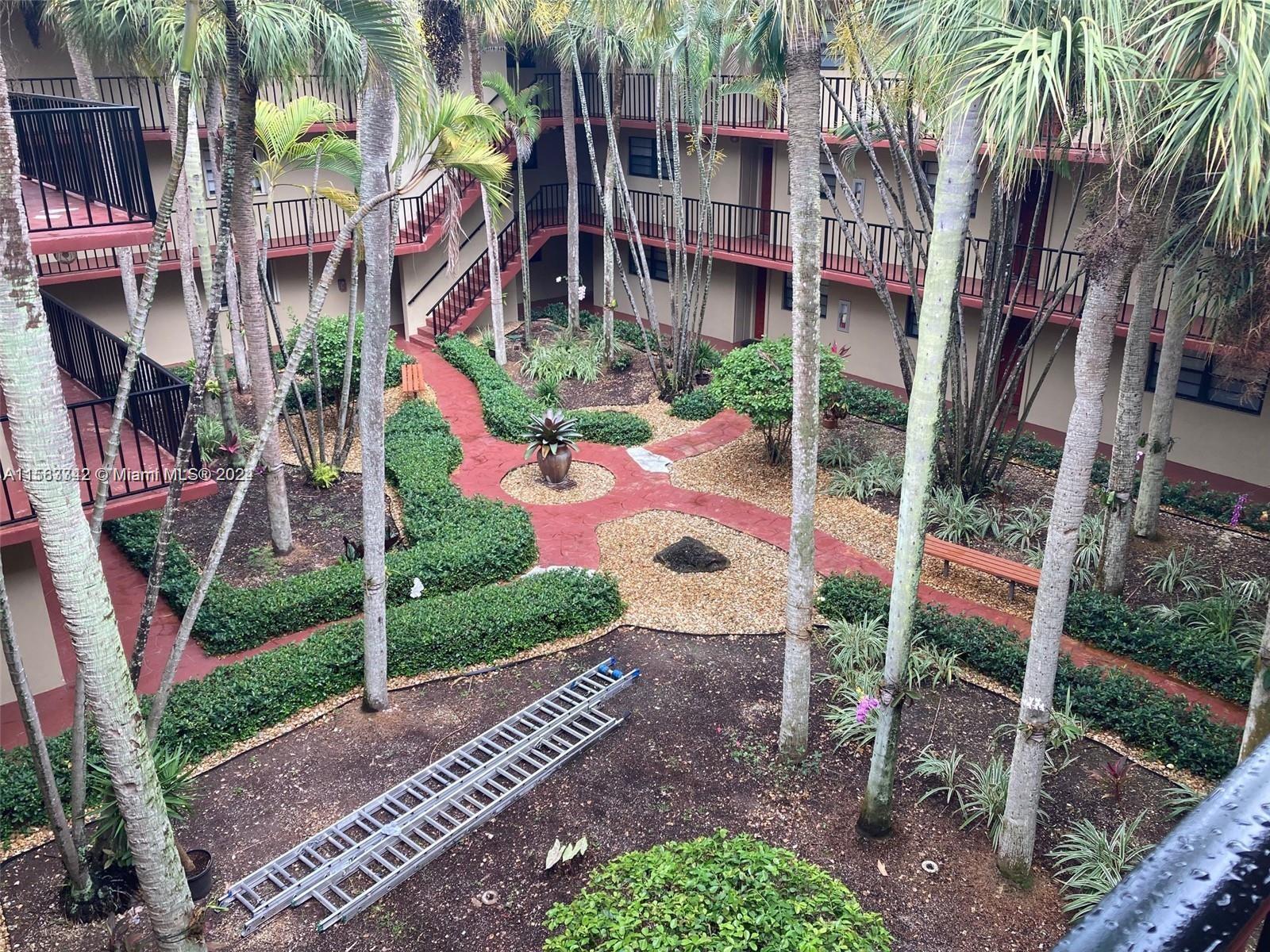 10845 SW 112th Ave 305, Miami, Florida 33176, 2 Bedrooms Bedrooms, ,2 BathroomsBathrooms,Residentiallease,For Rent,10845 SW 112th Ave 305,A11563342