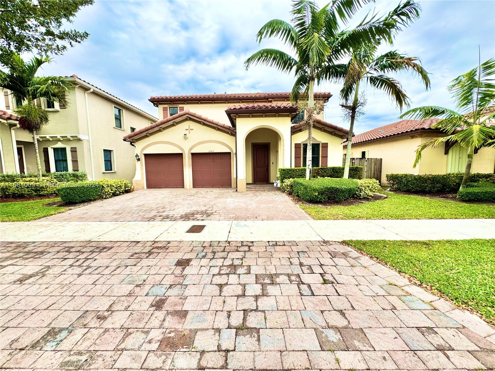 15431 SW 176th Ln, Miami, Florida 33187, 5 Bedrooms Bedrooms, ,3 BathroomsBathrooms,Residentiallease,For Rent,15431 SW 176th Ln,A11564009