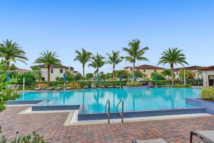 15431 SW 176th Ln, Miami, Florida 33187, 5 Bedrooms Bedrooms, ,3 BathroomsBathrooms,Residentiallease,For Rent,15431 SW 176th Ln,A11564009