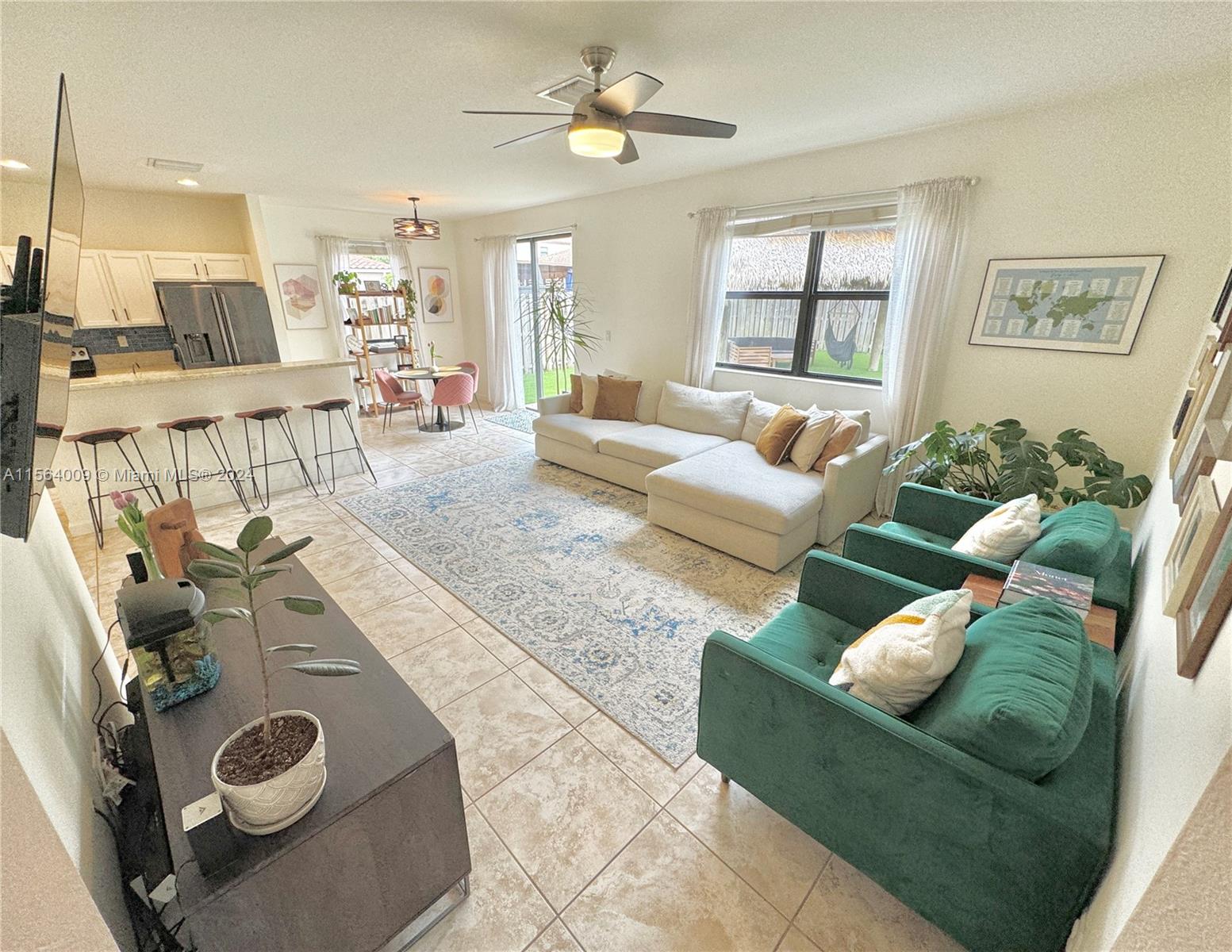 15431 SW 176th Ln, Miami, Florida 33187, 5 Bedrooms Bedrooms, ,3 BathroomsBathrooms,Residentiallease,For Rent,15431 SW 176th Ln,A11564009