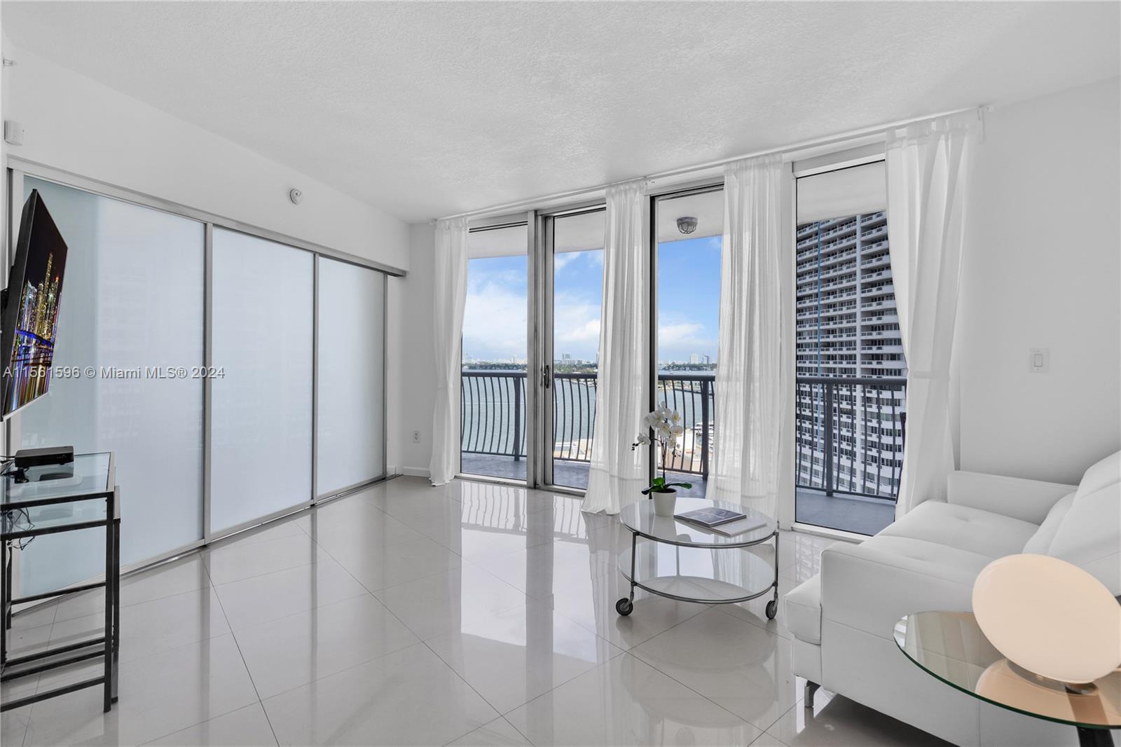 1750 N Bayshore Dr 1602, Miami, Florida 33132, 2 Bedrooms Bedrooms, ,2 BathroomsBathrooms,Residentiallease,For Rent,1750 N Bayshore Dr 1602,A11561596