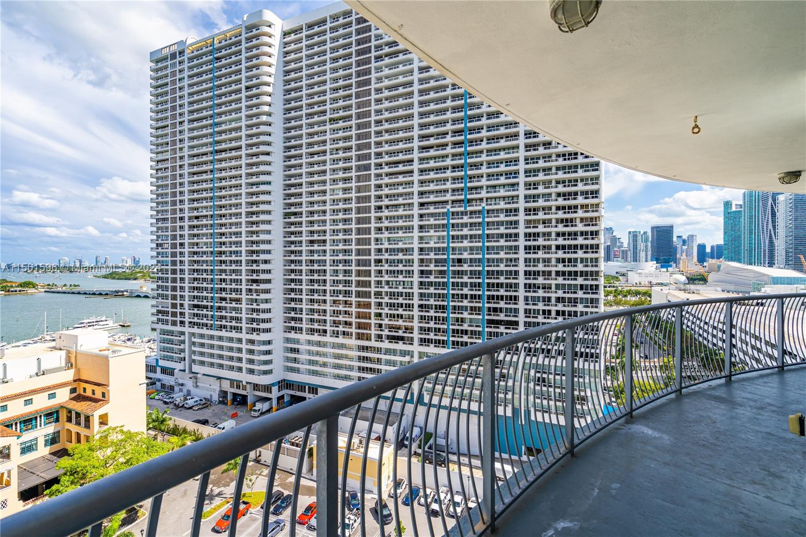 1750 N Bayshore Dr 1602, Miami, Florida 33132, 2 Bedrooms Bedrooms, ,2 BathroomsBathrooms,Residentiallease,For Rent,1750 N Bayshore Dr 1602,A11561596