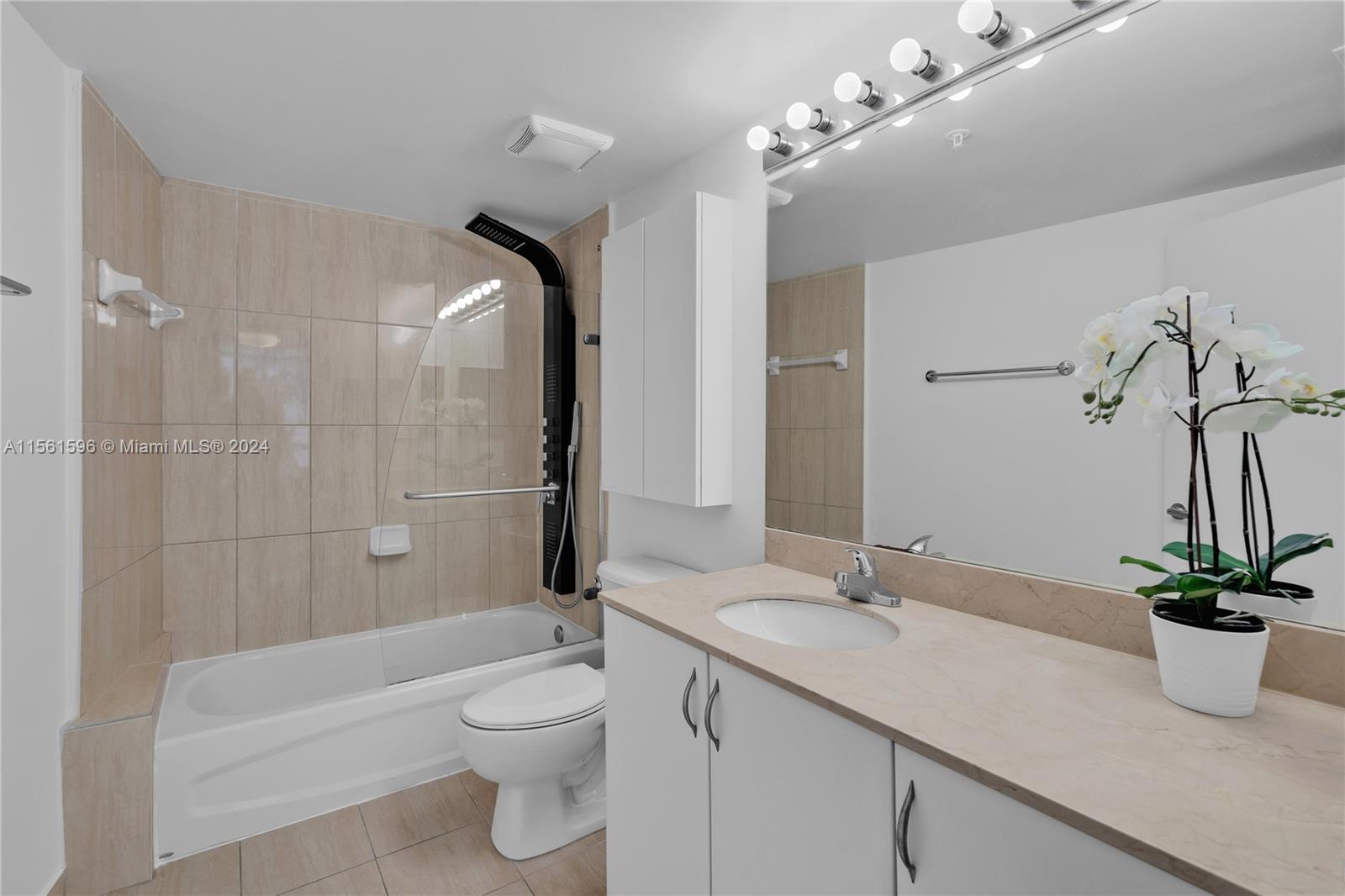 1750 N Bayshore Dr 1602, Miami, Florida 33132, 2 Bedrooms Bedrooms, ,2 BathroomsBathrooms,Residentiallease,For Rent,1750 N Bayshore Dr 1602,A11561596