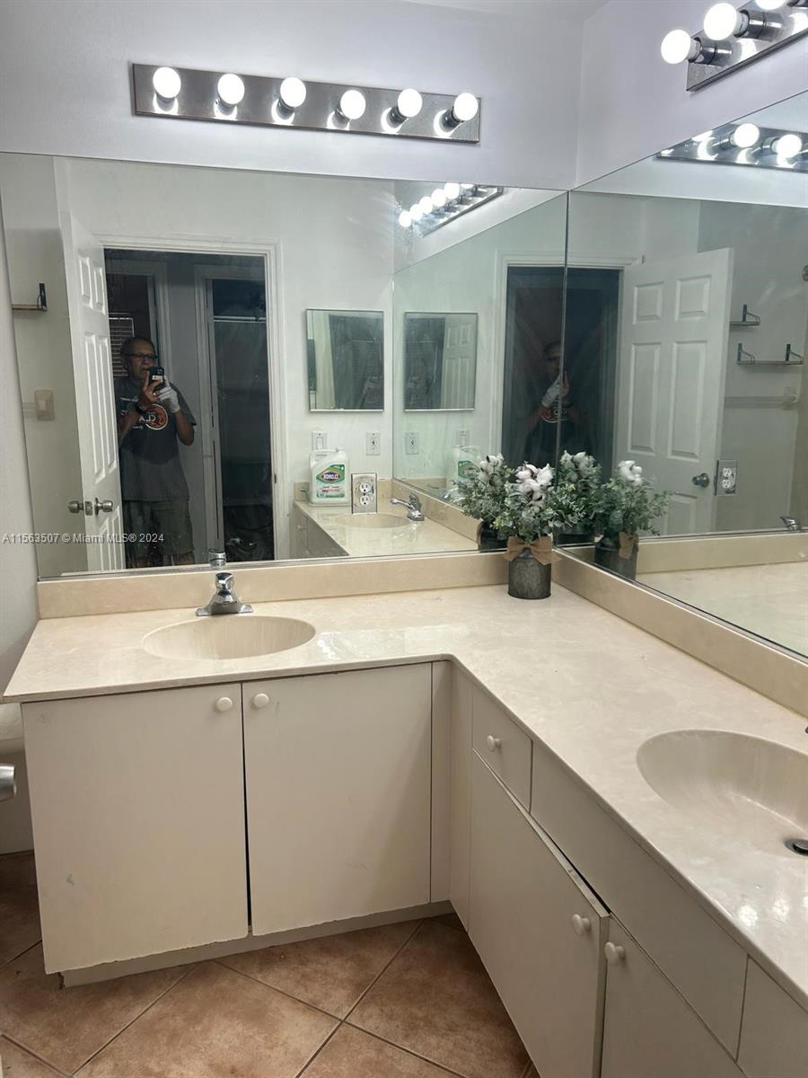 1892 SW 162nd Ave, Miramar, Florida 33027, 4 Bedrooms Bedrooms, ,3 BathroomsBathrooms,Residentiallease,For Rent,1892 SW 162nd Ave,A11563507