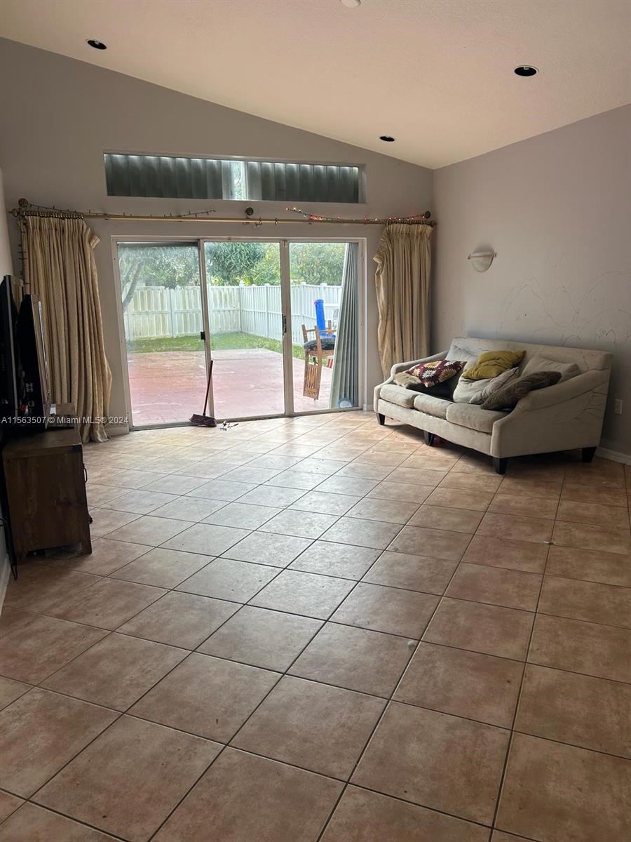 1892 SW 162nd Ave, Miramar, Florida 33027, 4 Bedrooms Bedrooms, ,3 BathroomsBathrooms,Residentiallease,For Rent,1892 SW 162nd Ave,A11563507