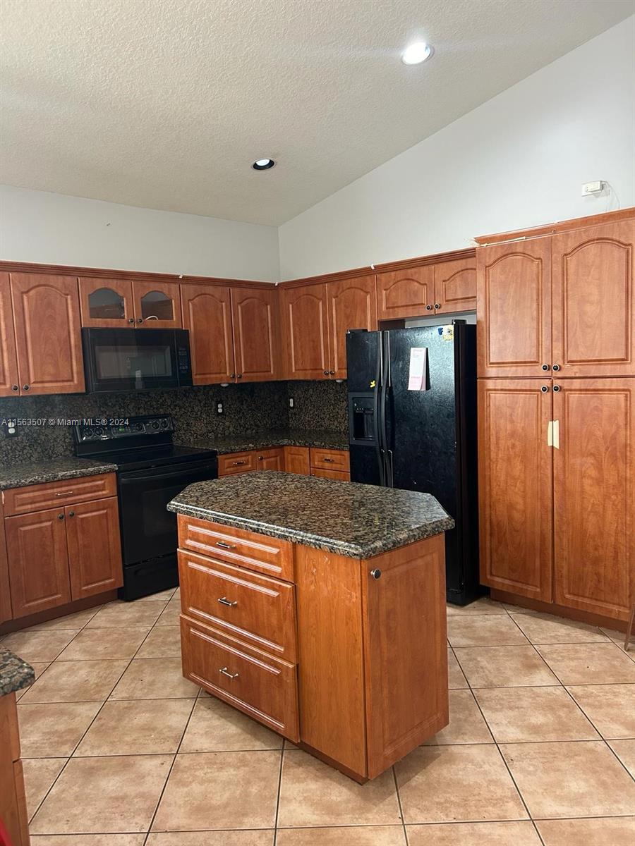 1892 SW 162nd Ave, Miramar, Florida 33027, 4 Bedrooms Bedrooms, ,3 BathroomsBathrooms,Residentiallease,For Rent,1892 SW 162nd Ave,A11563507