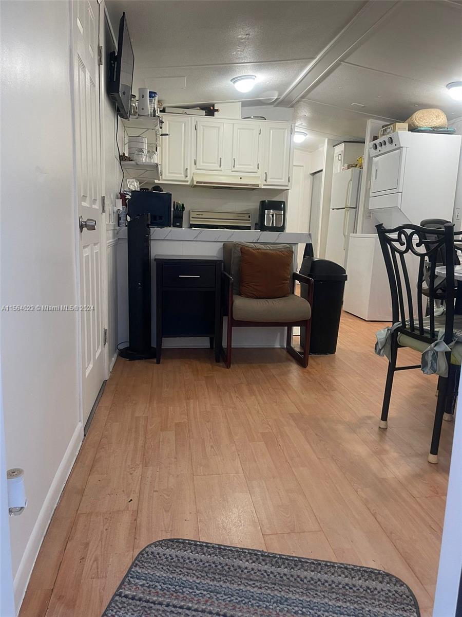 35 Palm Ave, Hallandale Beach, Florida 33009, 4 Bedrooms Bedrooms, ,3 BathroomsBathrooms,Residential,For Sale,35 Palm Ave,A11564022