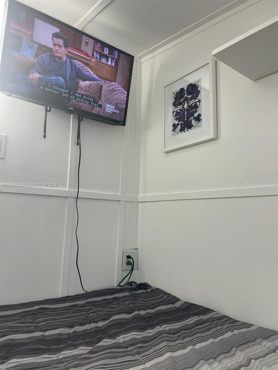 35 Palm Ave, Hallandale Beach, Florida 33009, 4 Bedrooms Bedrooms, ,3 BathroomsBathrooms,Residential,For Sale,35 Palm Ave,A11564022