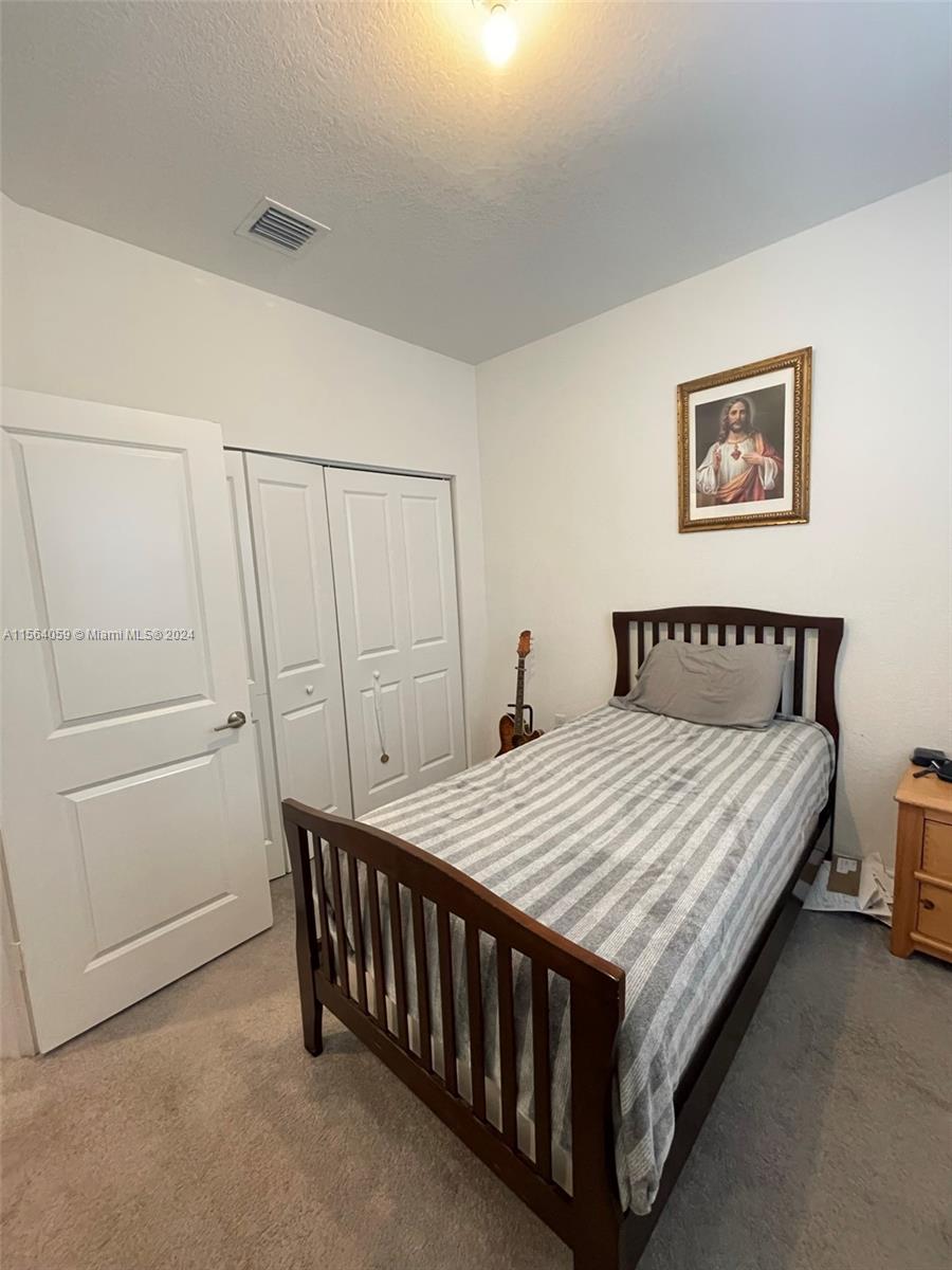 2605 SE 13th Ct 2605, Homestead, Florida 33035, 3 Bedrooms Bedrooms, ,2 BathroomsBathrooms,Residential,For Sale,2605 SE 13th Ct 2605,A11564059