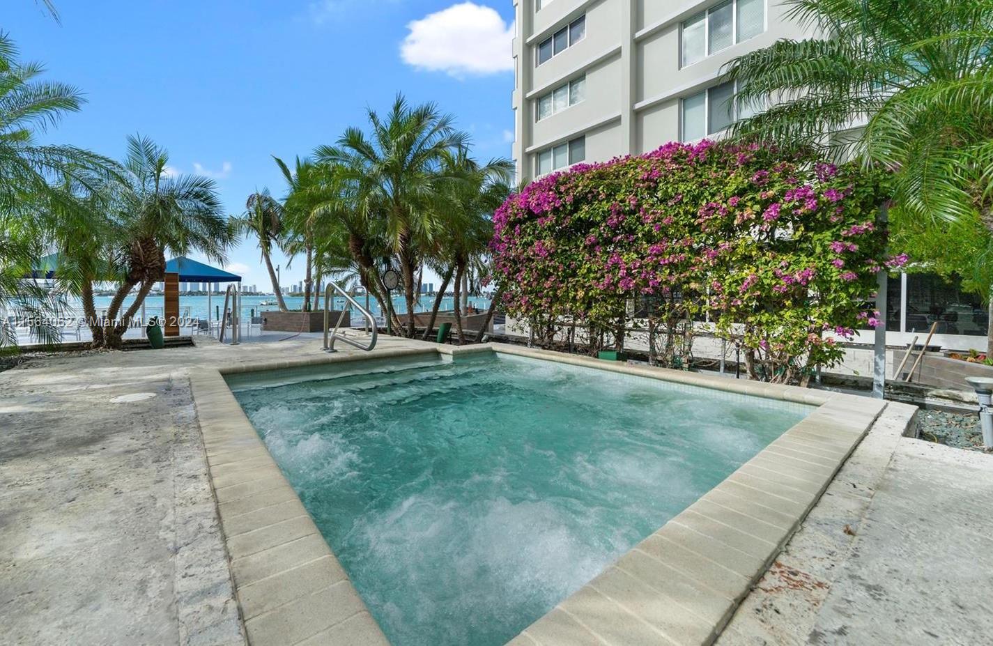 1200 West Ave 928, Miami Beach, Florida 33139, ,1 BathroomBathrooms,Residentiallease,For Rent,1200 West Ave 928,A11564062