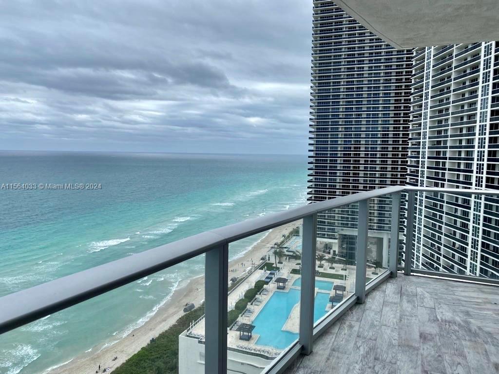4111 S Ocean Dr 2101, Hollywood, Florida 33019, 3 Bedrooms Bedrooms, ,3 BathroomsBathrooms,Residentiallease,For Rent,4111 S Ocean Dr 2101,A11564033