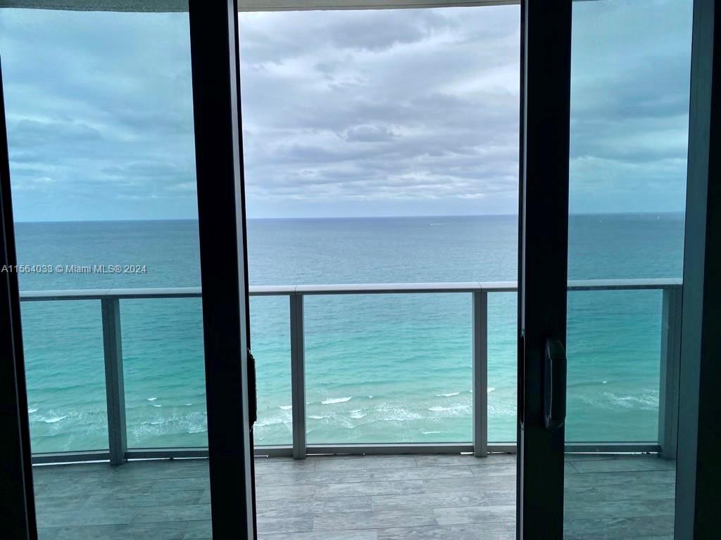 4111 S Ocean Dr 2101, Hollywood, Florida 33019, 3 Bedrooms Bedrooms, ,3 BathroomsBathrooms,Residentiallease,For Rent,4111 S Ocean Dr 2101,A11564033