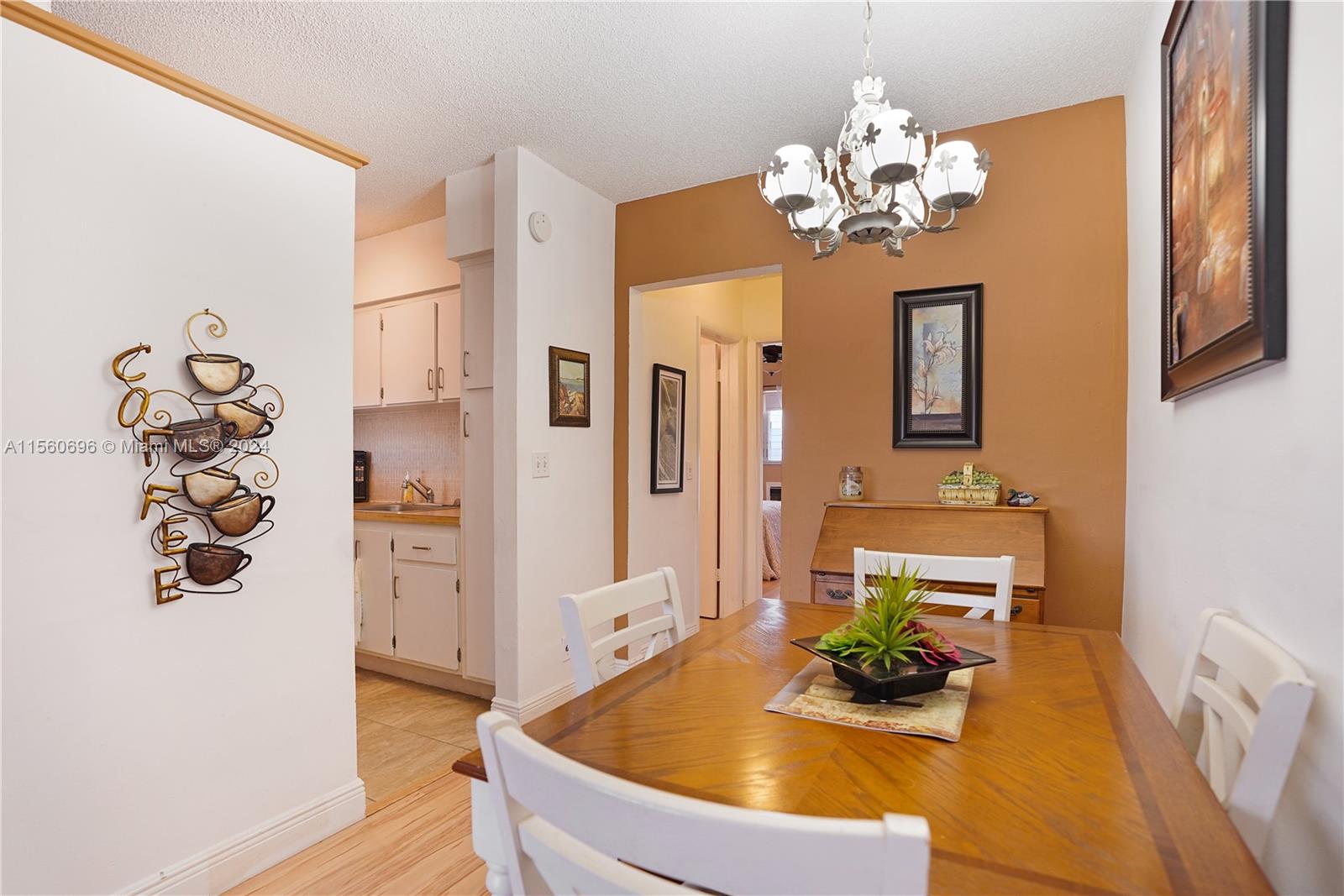 820 SW 11th Ave 18B, Hallandale Beach, Florida 33009, 1 Bedroom Bedrooms, ,1 BathroomBathrooms,Residential,For Sale,820 SW 11th Ave 18B,A11560696