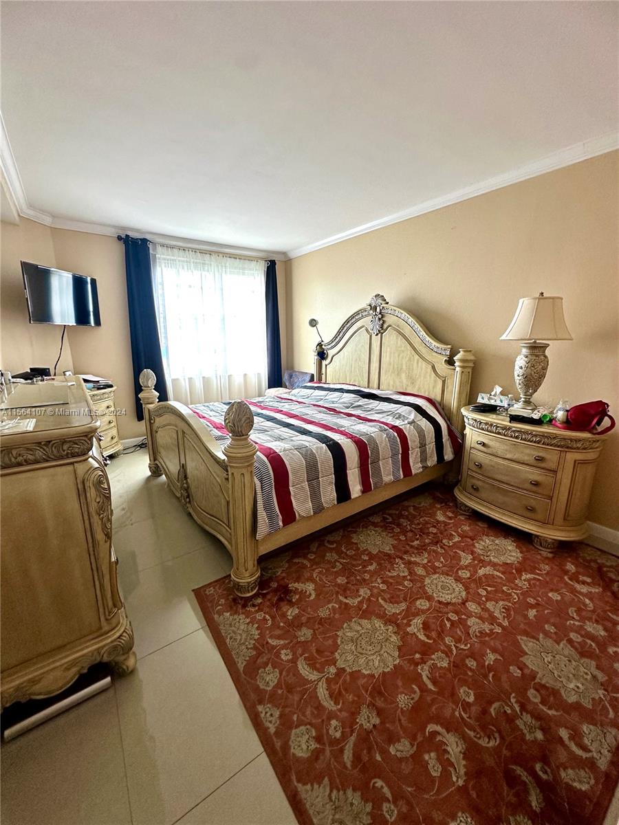 1965 S Ocean Dr 4B, Hallandale Beach, Florida 33009, 1 Bedroom Bedrooms, ,1 BathroomBathrooms,Residentiallease,For Rent,1965 S Ocean Dr 4B,A11564107