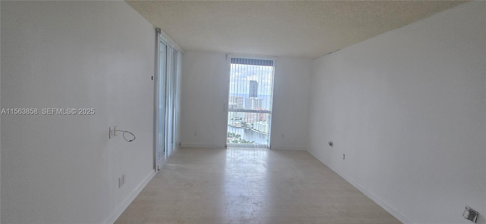 21205 Yacht Club Dr 3209, Aventura, Florida 33180, 3 Bedrooms Bedrooms, ,2 BathroomsBathrooms,Residential,For Sale,21205 Yacht Club Dr 3209,A11563858