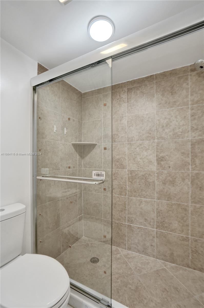 6075 N Sabal Palm Blvd 212, Tamarac, Florida 33319, 2 Bedrooms Bedrooms, ,2 BathroomsBathrooms,Residential,For Sale,6075 N Sabal Palm Blvd 212,A11564115