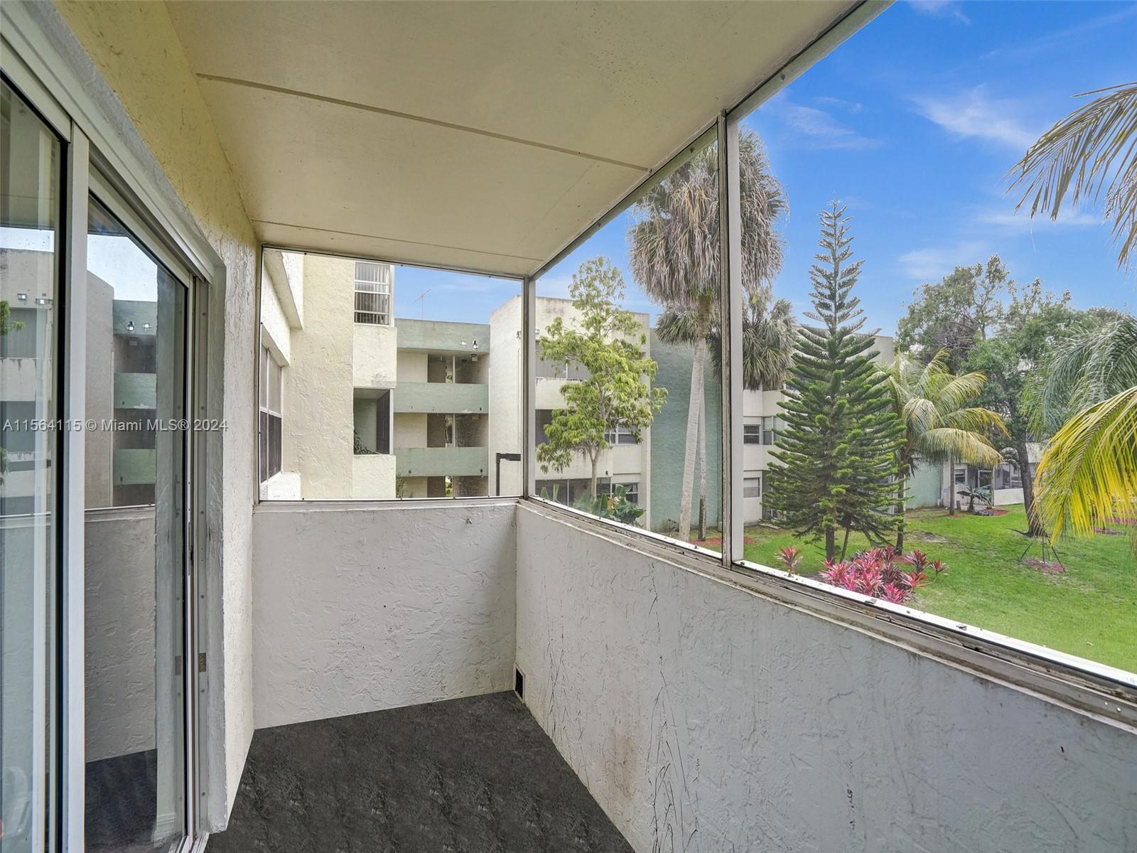 6075 N Sabal Palm Blvd 212, Tamarac, Florida 33319, 2 Bedrooms Bedrooms, ,2 BathroomsBathrooms,Residential,For Sale,6075 N Sabal Palm Blvd 212,A11564115
