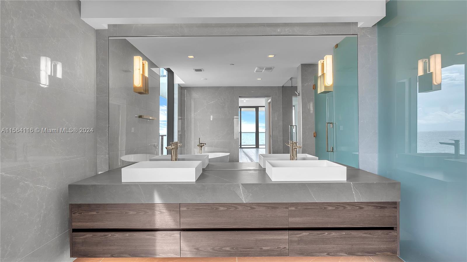 1116 N Ocean Blvd 501, Pompano Beach, Florida 33062, 3 Bedrooms Bedrooms, ,3 BathroomsBathrooms,Residentiallease,For Rent,1116 N Ocean Blvd 501,A11564116