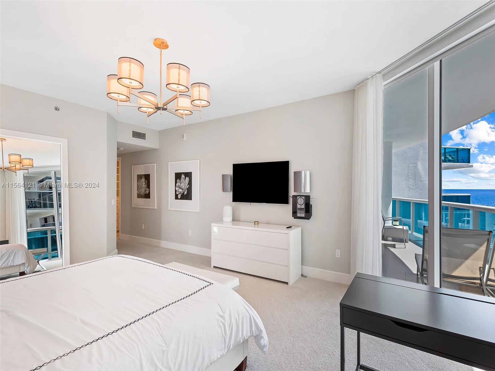 2711 S Ocean Dr 606, Hollywood, Florida 33019, 3 Bedrooms Bedrooms, ,3 BathroomsBathrooms,Residentiallease,For Rent,2711 S Ocean Dr 606,A11564121