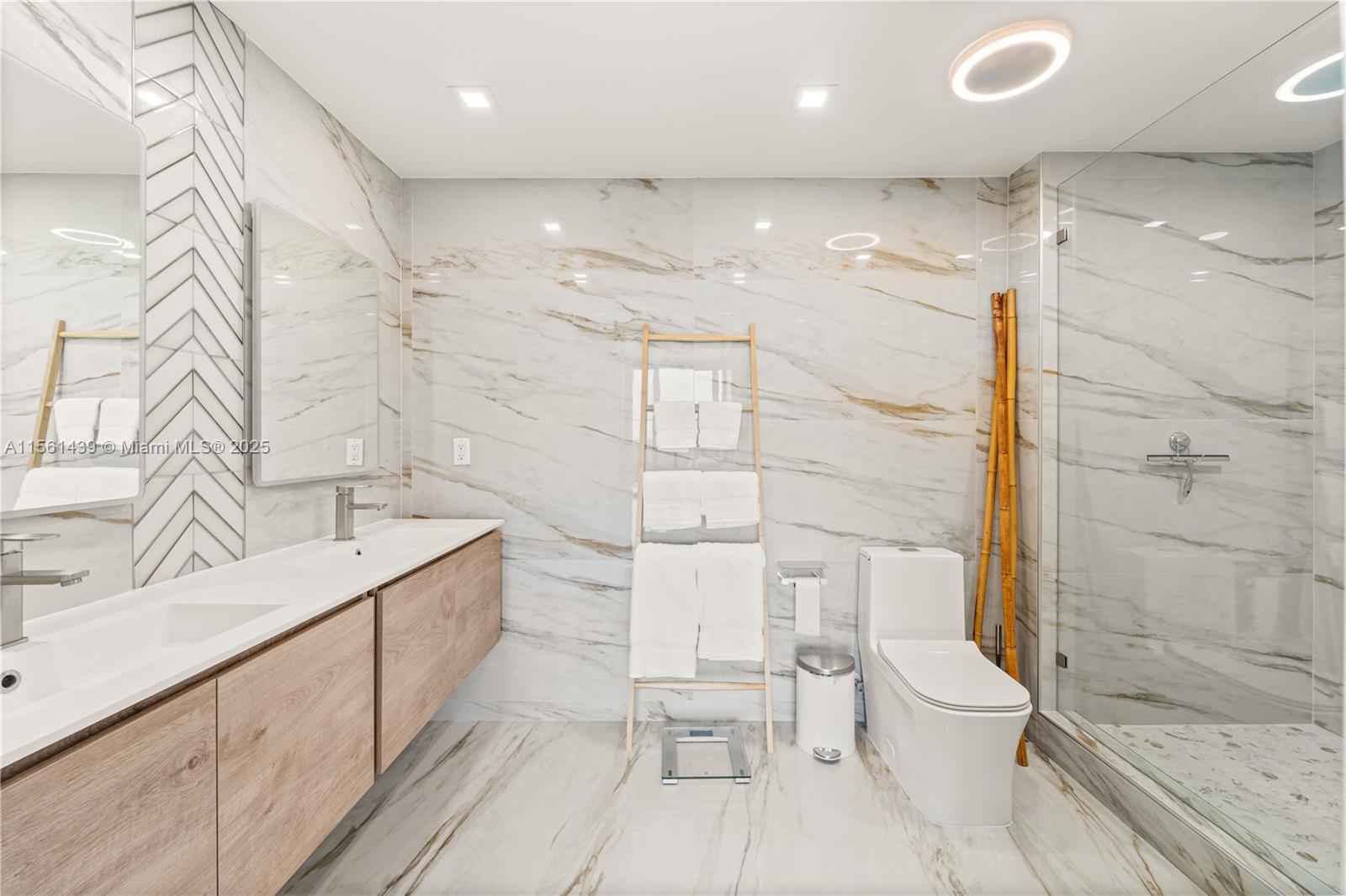 601 NE 36th St 1504, Miami, Florida 33137, 2 Bedrooms Bedrooms, ,2 BathroomsBathrooms,Residential,For Sale,601 NE 36th St 1504,A11561439