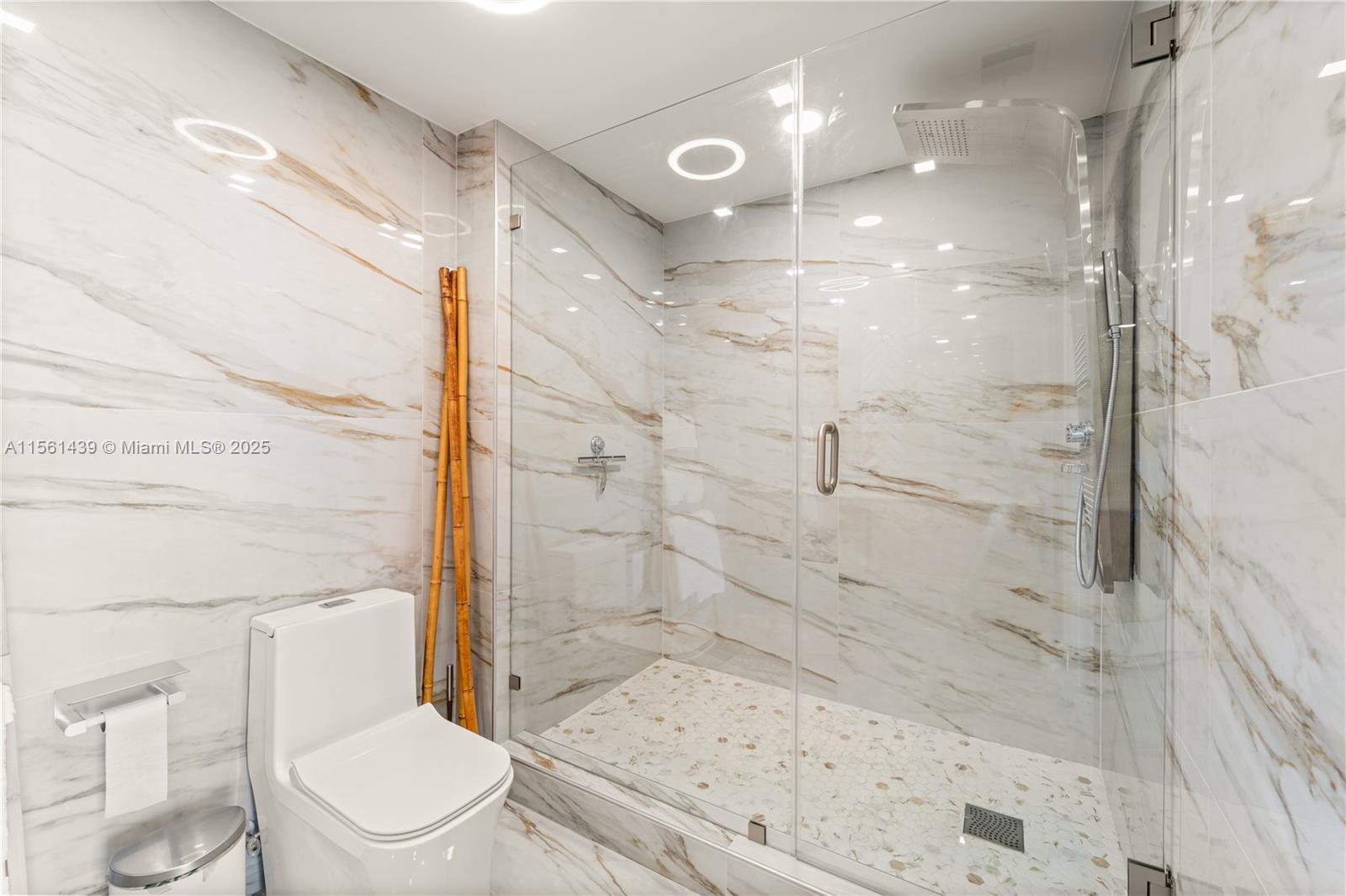 601 NE 36th St 1504, Miami, Florida 33137, 2 Bedrooms Bedrooms, ,2 BathroomsBathrooms,Residential,For Sale,601 NE 36th St 1504,A11561439