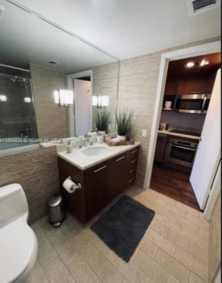 50 Biscayne Blvd 607, Miami, Florida 33132, ,1 BathroomBathrooms,Residentiallease,For Rent,50 Biscayne Blvd 607,A11564135