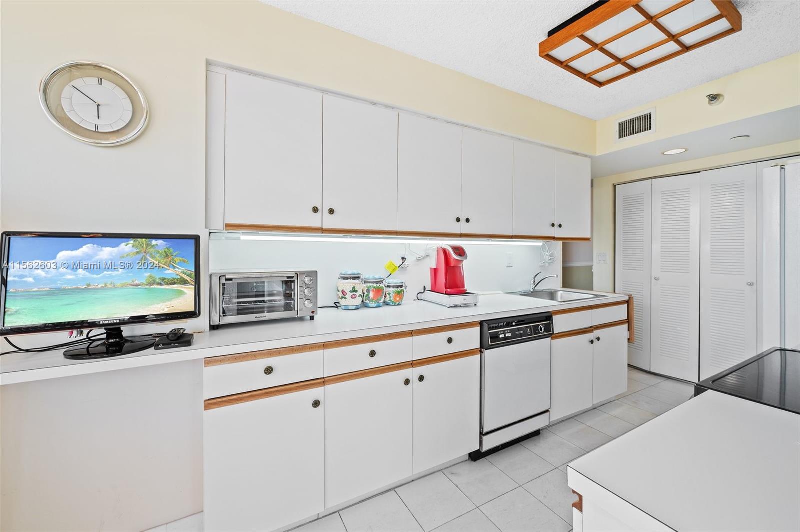 19101 Mystic Pointe Dr 2512, Aventura, Florida 33180, 3 Bedrooms Bedrooms, ,3 BathroomsBathrooms,Residential,For Sale,19101 Mystic Pointe Dr 2512,A11562603