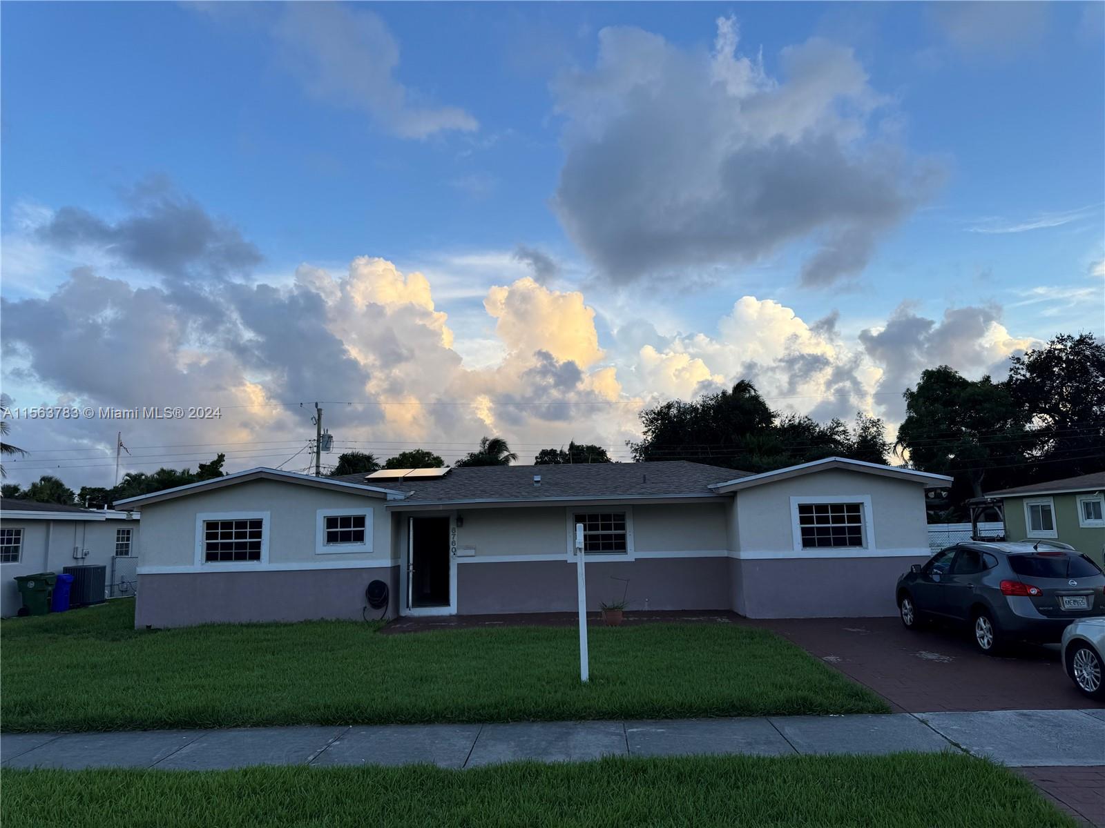 6760 SW 10th Ct, Pembroke Pines, Florida 33023, 4 Bedrooms Bedrooms, 3 Rooms Rooms,2 BathroomsBathrooms,Residential,For Sale,6760 SW 10th Ct,A11563783