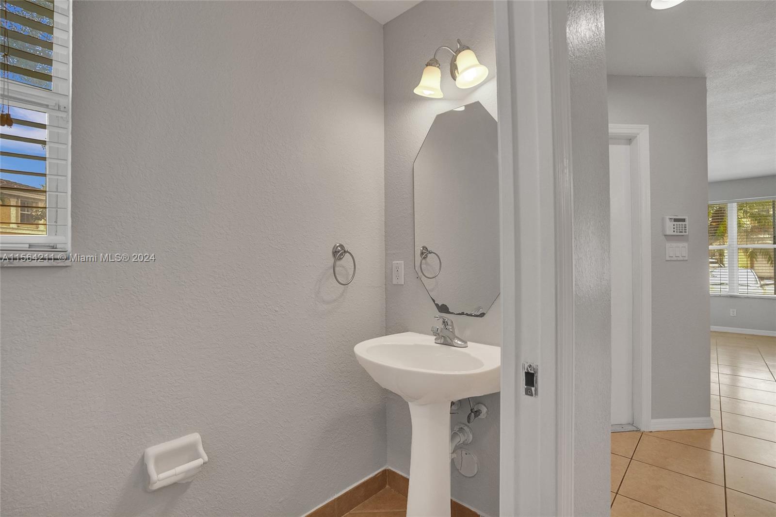 Miramar, Florida 33027, 3 Bedrooms Bedrooms, ,2 BathroomsBathrooms,Residential,For Sale,A11564211