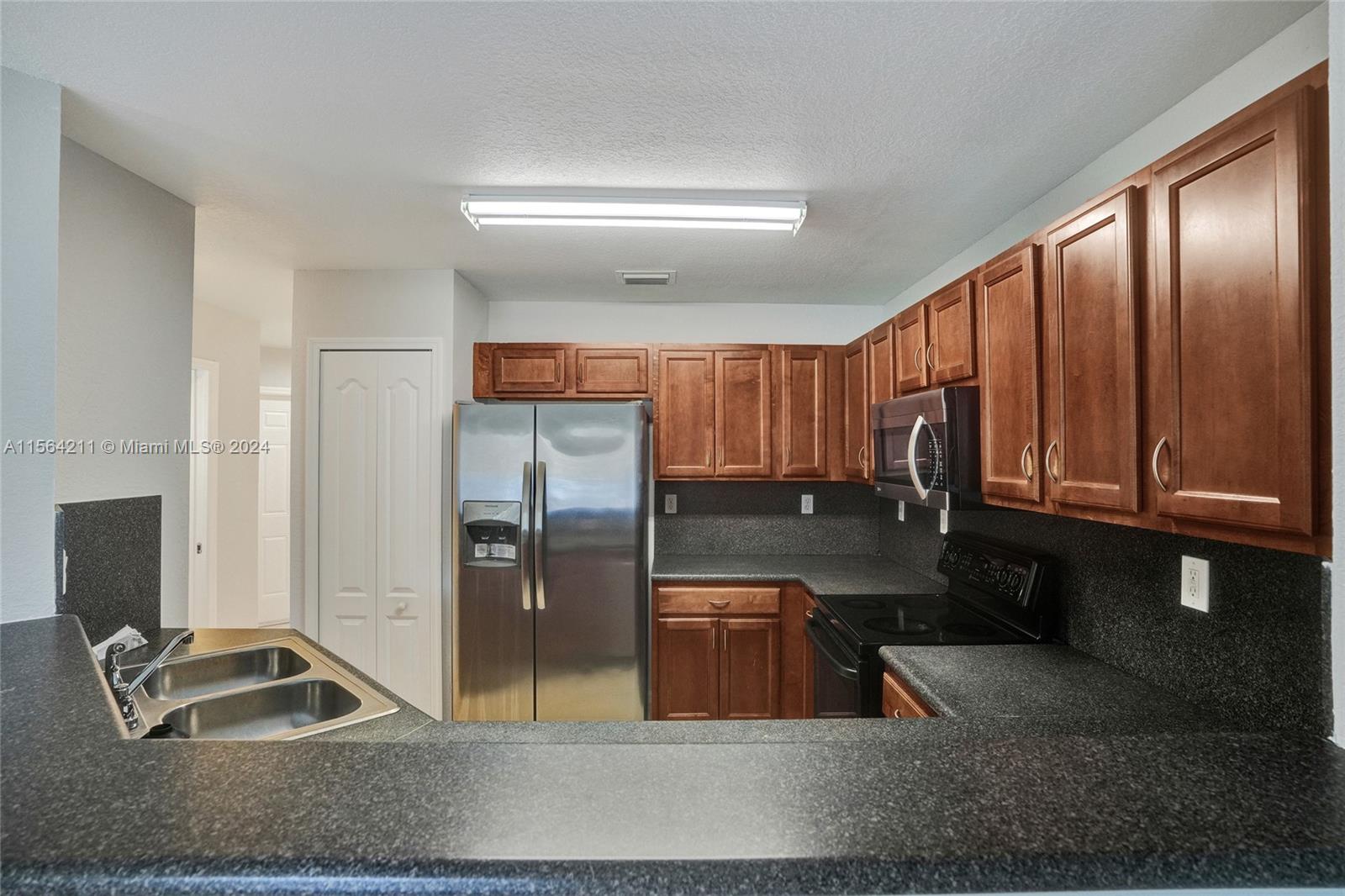 Miramar, Florida 33027, 3 Bedrooms Bedrooms, ,2 BathroomsBathrooms,Residential,For Sale,A11564211
