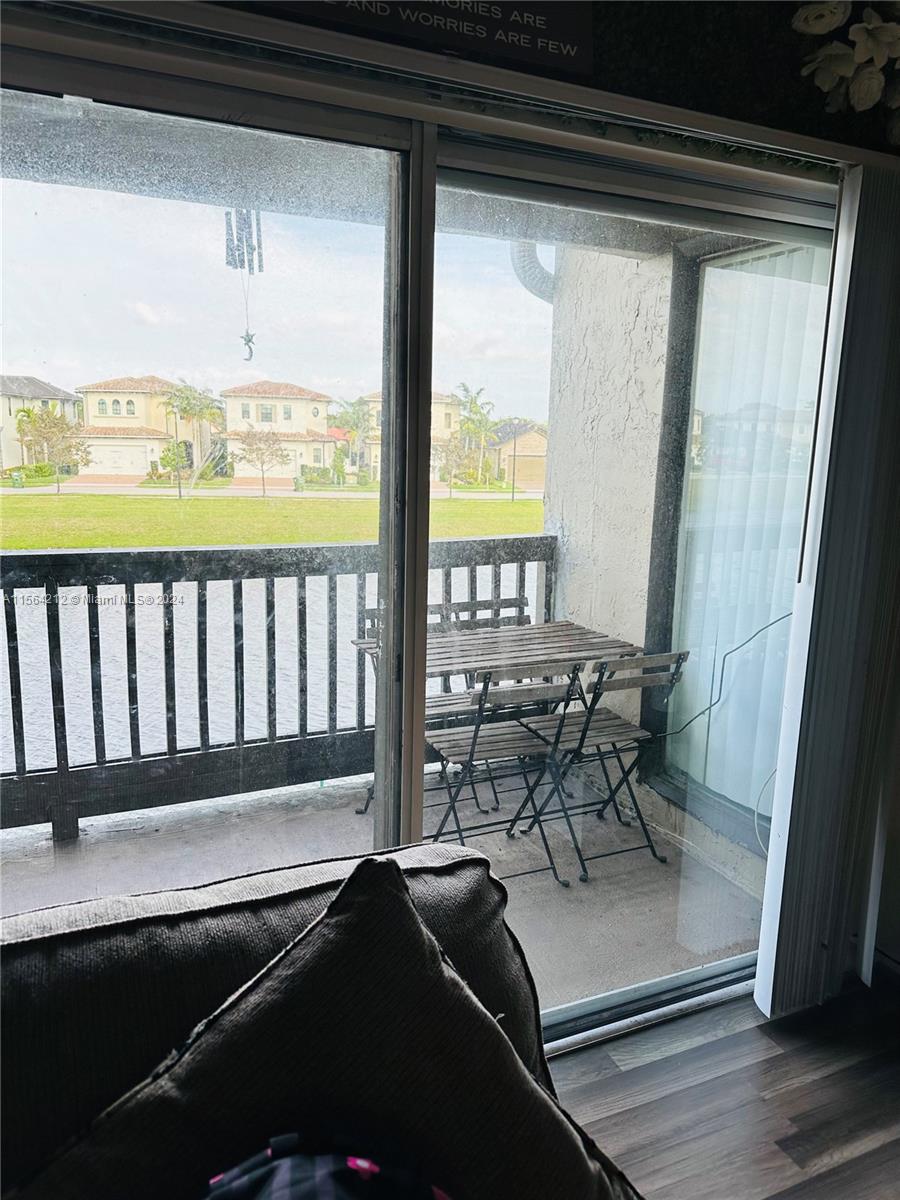 415 SW 113th Way 415, Pembroke Pines, Florida 33025, 1 Bedroom Bedrooms, ,1 BathroomBathrooms,Residentiallease,For Rent,415 SW 113th Way 415,A11564212