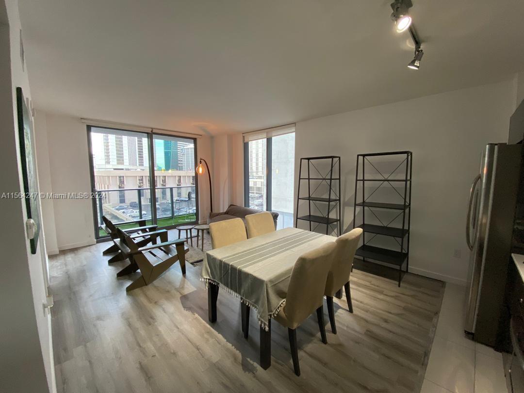 31 SE 6th St 608, Miami, Florida 33131, 2 Bedrooms Bedrooms, ,2 BathroomsBathrooms,Residentiallease,For Rent,31 SE 6th St 608,A11564247