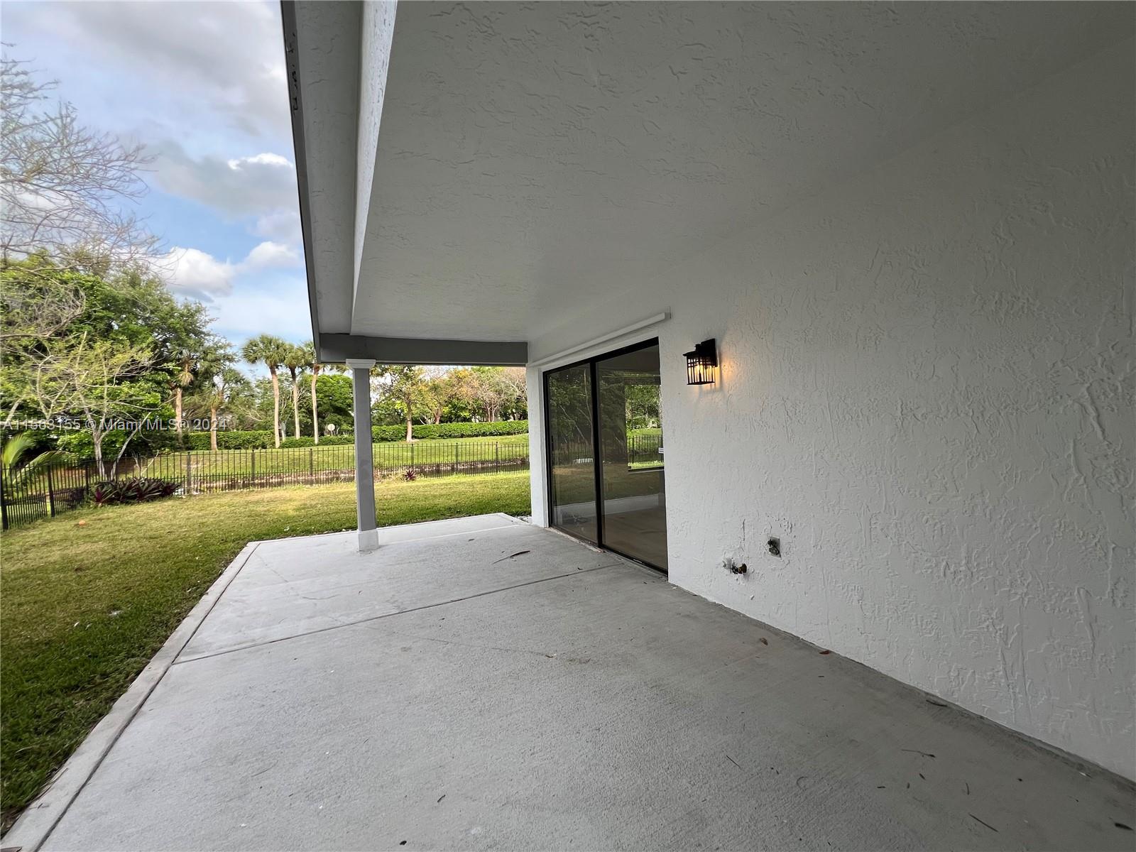 8901 NW 9th Pl, Plantation, Florida 33324, 3 Bedrooms Bedrooms, ,2 BathroomsBathrooms,Residentiallease,For Rent,8901 NW 9th Pl,A11563155