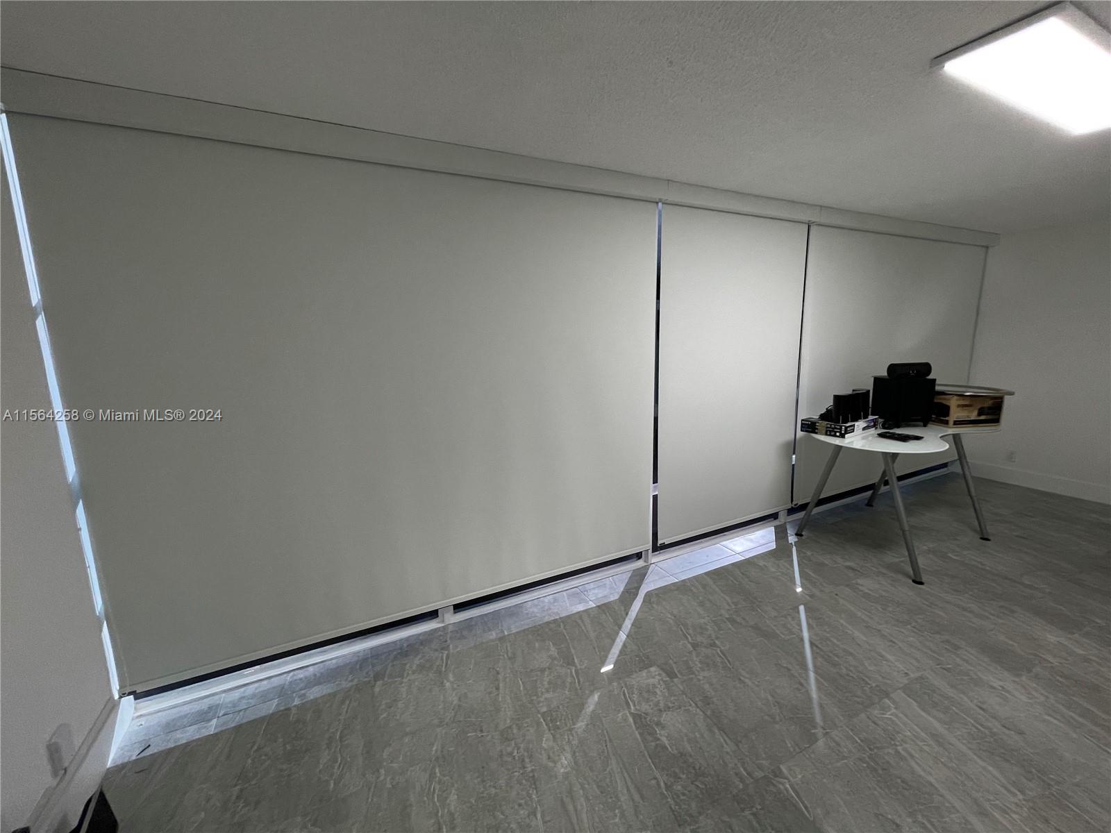 2000 Atlantic Shores Blvd 310, Hallandale Beach, Florida 33009, 2 Bedrooms Bedrooms, ,2 BathroomsBathrooms,Residentiallease,For Rent,2000 Atlantic Shores Blvd 310,A11564258