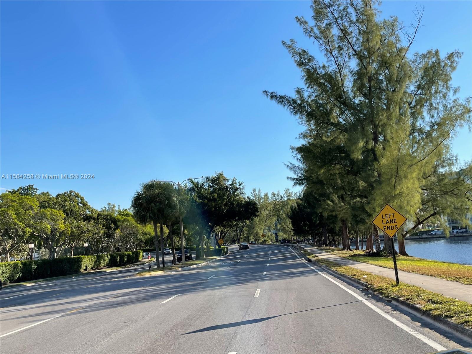 2000 Atlantic Shores Blvd 310, Hallandale Beach, Florida 33009, 2 Bedrooms Bedrooms, ,2 BathroomsBathrooms,Residentiallease,For Rent,2000 Atlantic Shores Blvd 310,A11564258