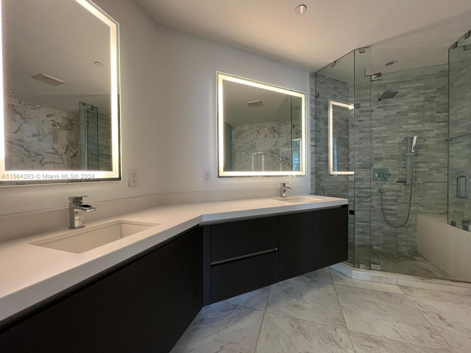 851 NE 1st Ave 1605, Miami, Florida 33132, 2 Bedrooms Bedrooms, ,2 BathroomsBathrooms,Residentiallease,For Rent,851 NE 1st Ave 1605,A11564263