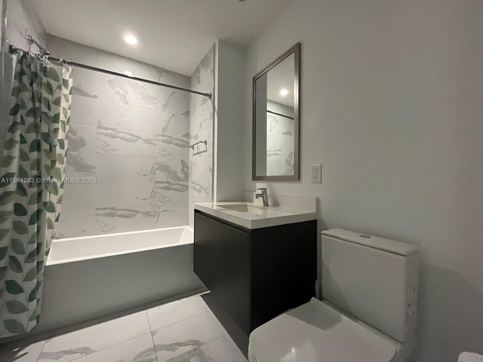 851 NE 1st Ave 1605, Miami, Florida 33132, 2 Bedrooms Bedrooms, ,2 BathroomsBathrooms,Residentiallease,For Rent,851 NE 1st Ave 1605,A11564263