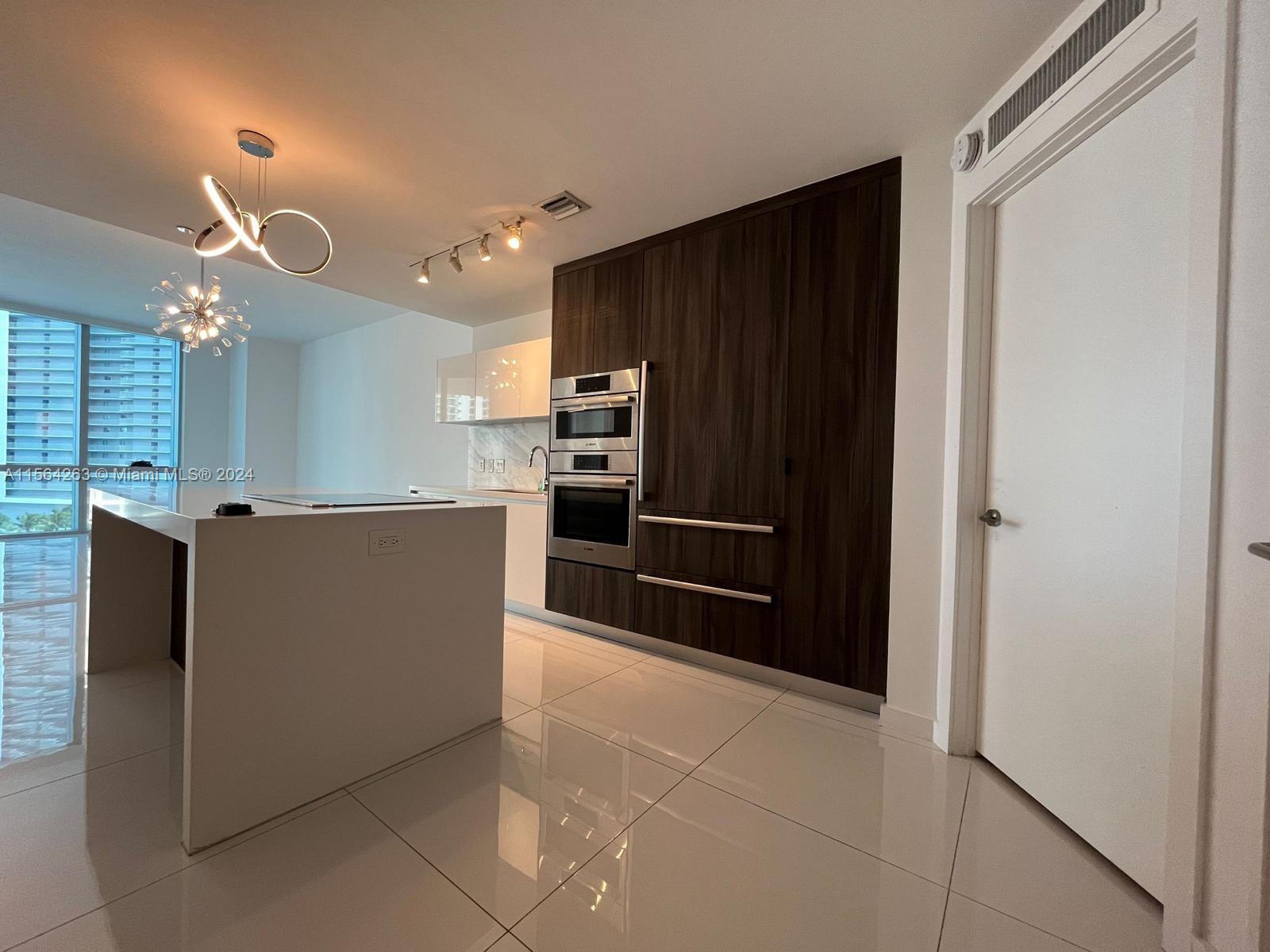 851 NE 1st Ave 1605, Miami, Florida 33132, 2 Bedrooms Bedrooms, ,2 BathroomsBathrooms,Residentiallease,For Rent,851 NE 1st Ave 1605,A11564263