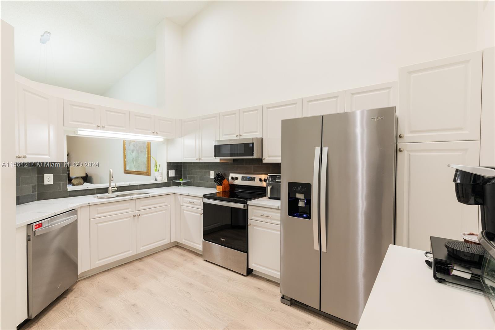 9925 Malvern Dr, Tamarac, Florida 33321, 2 Bedrooms Bedrooms, ,2 BathroomsBathrooms,Residential,For Sale,9925 Malvern Dr,A11564214